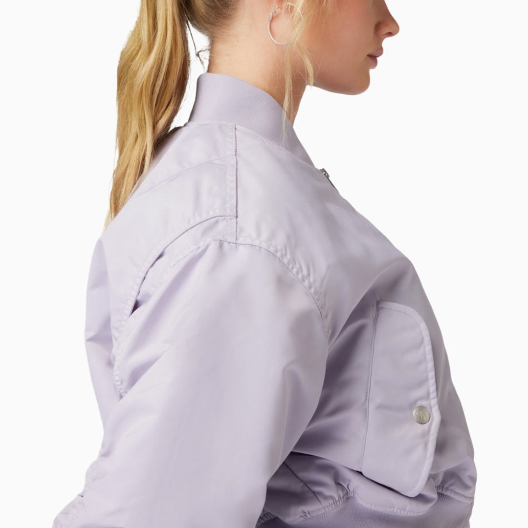 Дамско лилаво яке Calvin Klein Jeans
J20J221378