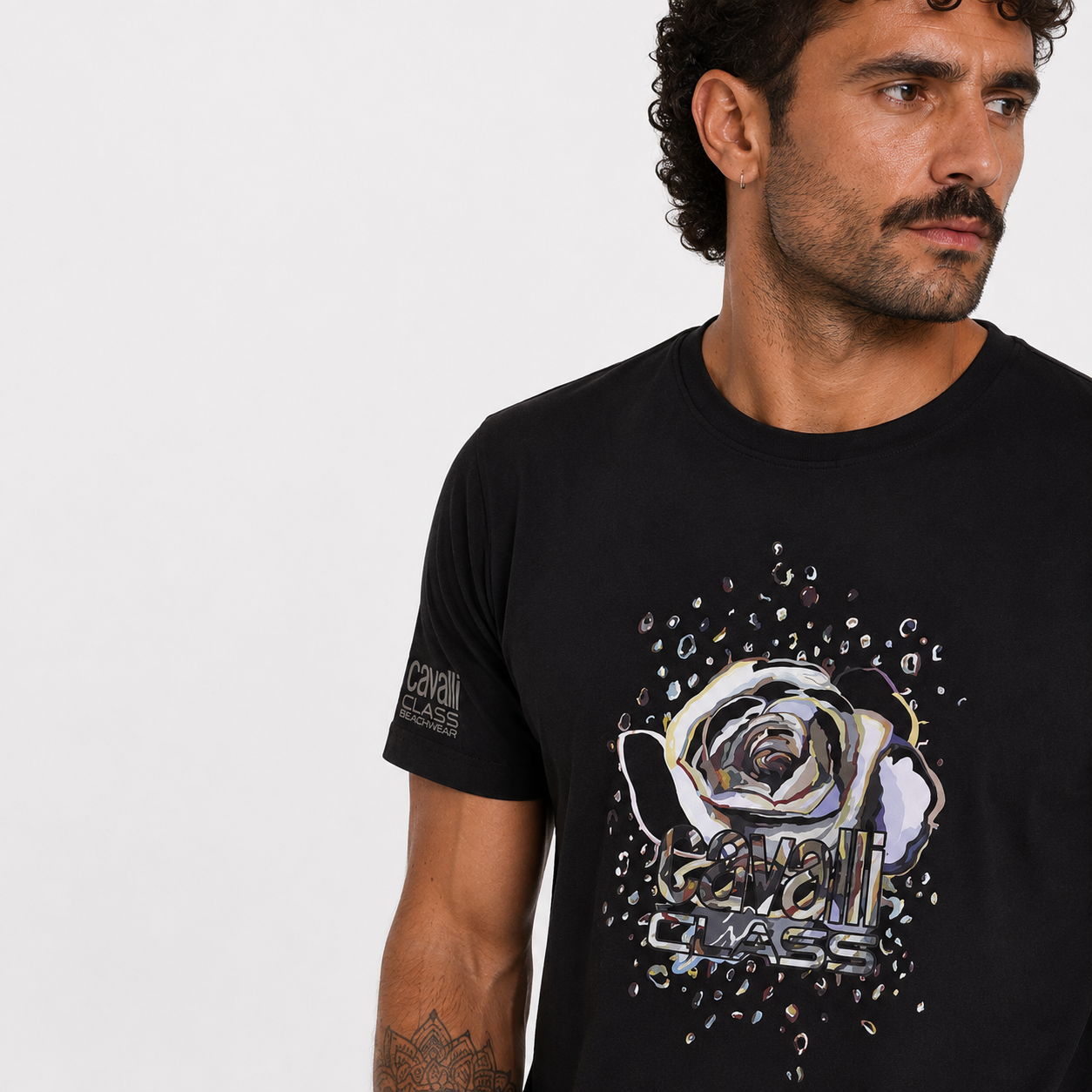 Мъжка черна тениска Cavalli Class Men T-shirt QXH01DJD060 05051 Close-Up