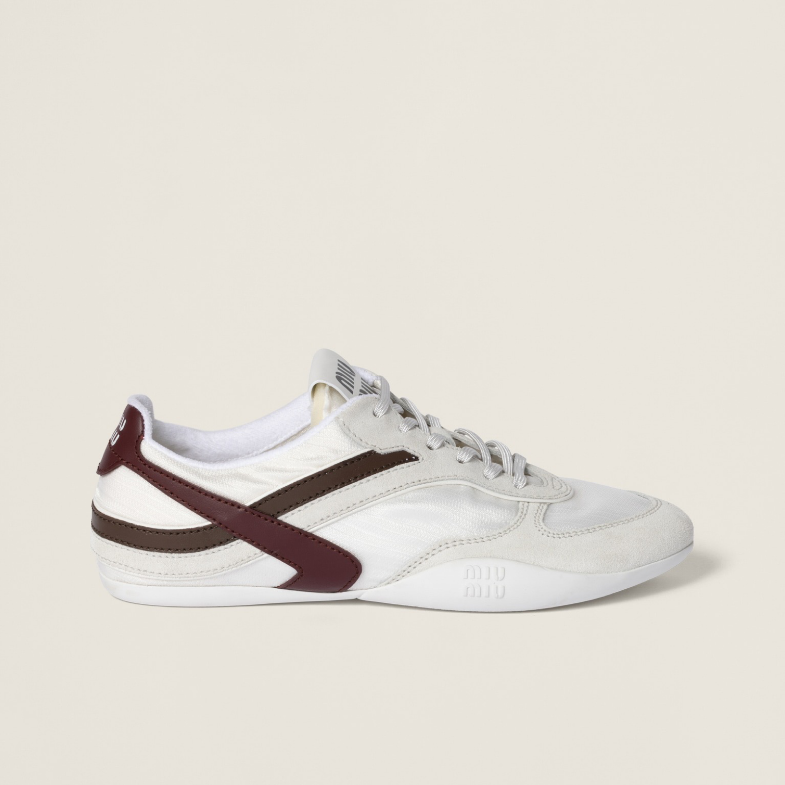 Miu Miu Gymnasium Sneakers 5E428EFA00571LF0X97 Lateral View