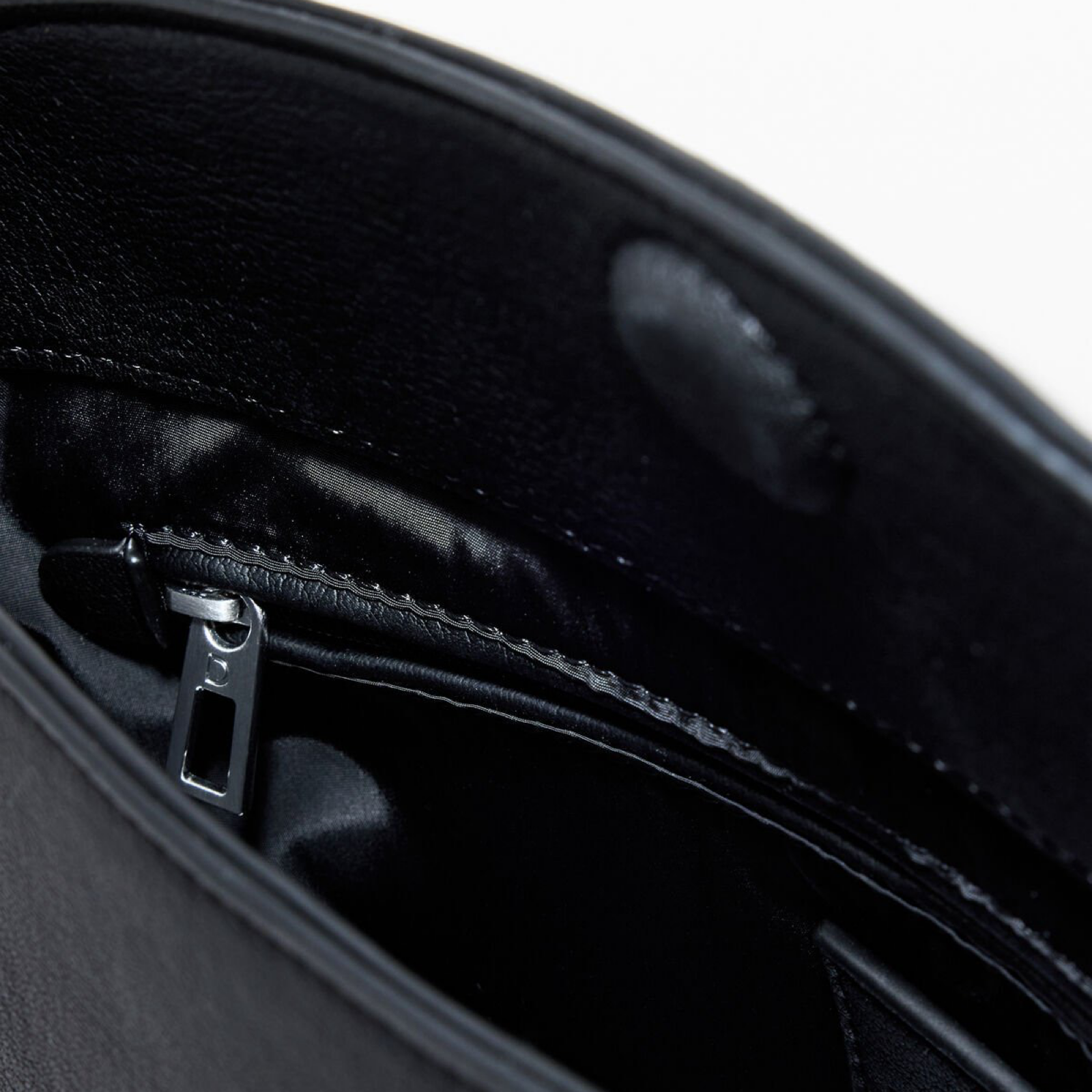 Дамска черна чанта Desigual Women Handbag 25WAXPAL Inside View