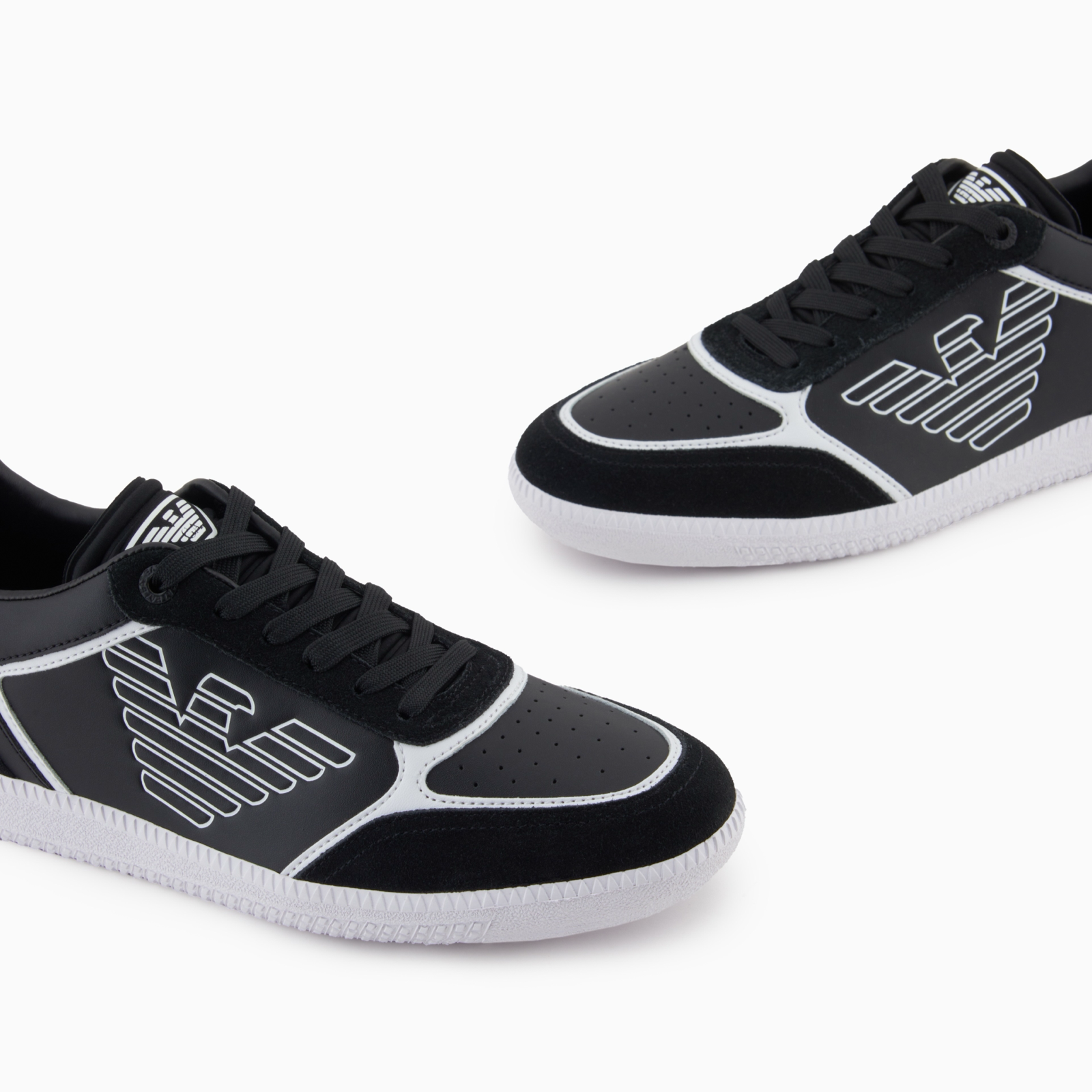 Мъжки кецове EA7 Emporio Armani Heritage Eagle Men Sneakers 7X000405 AF19826 MC001 Close-Up