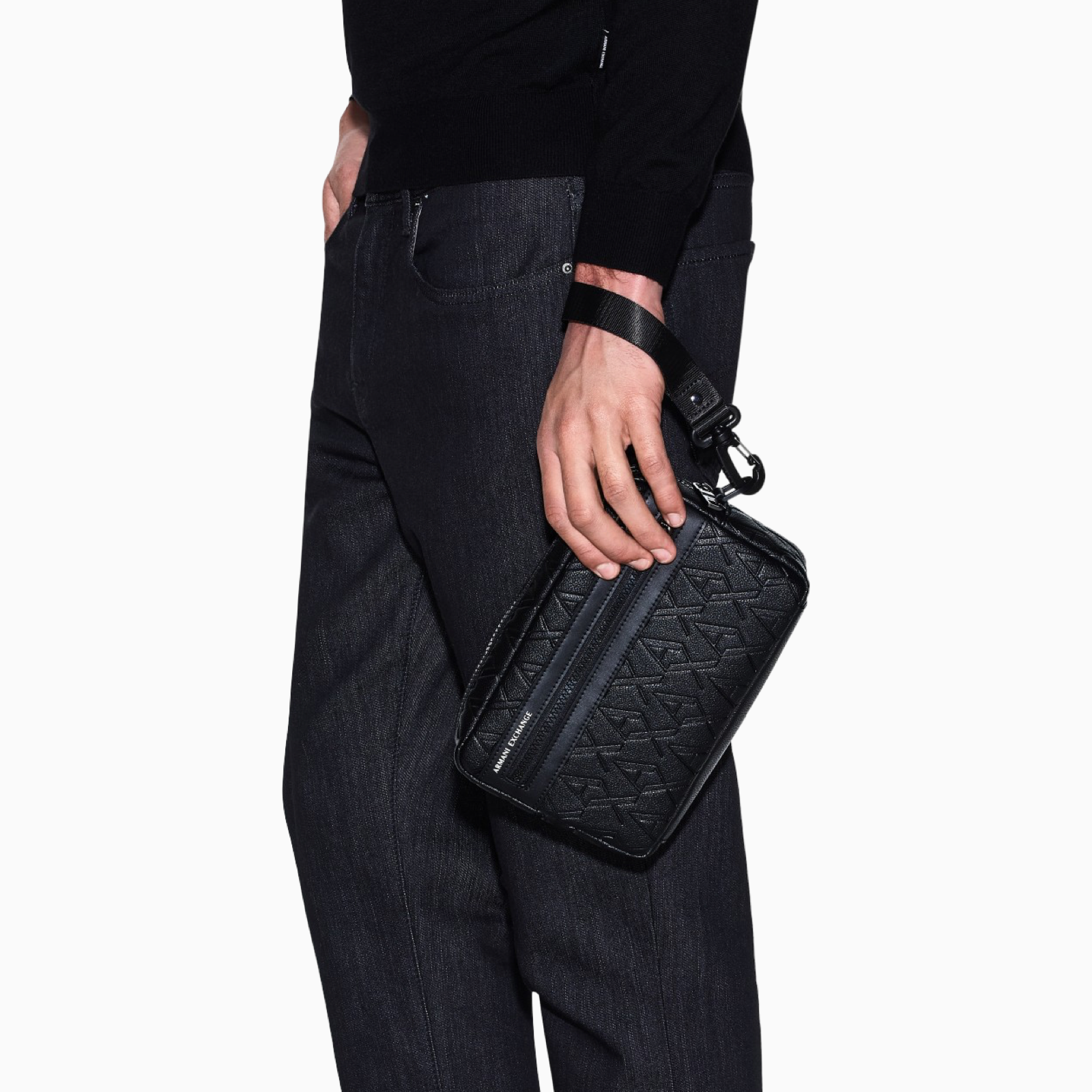 Мъжка клъч чанта Armani Exchange Men Bag XM001272 AF12133 UC001 Model View