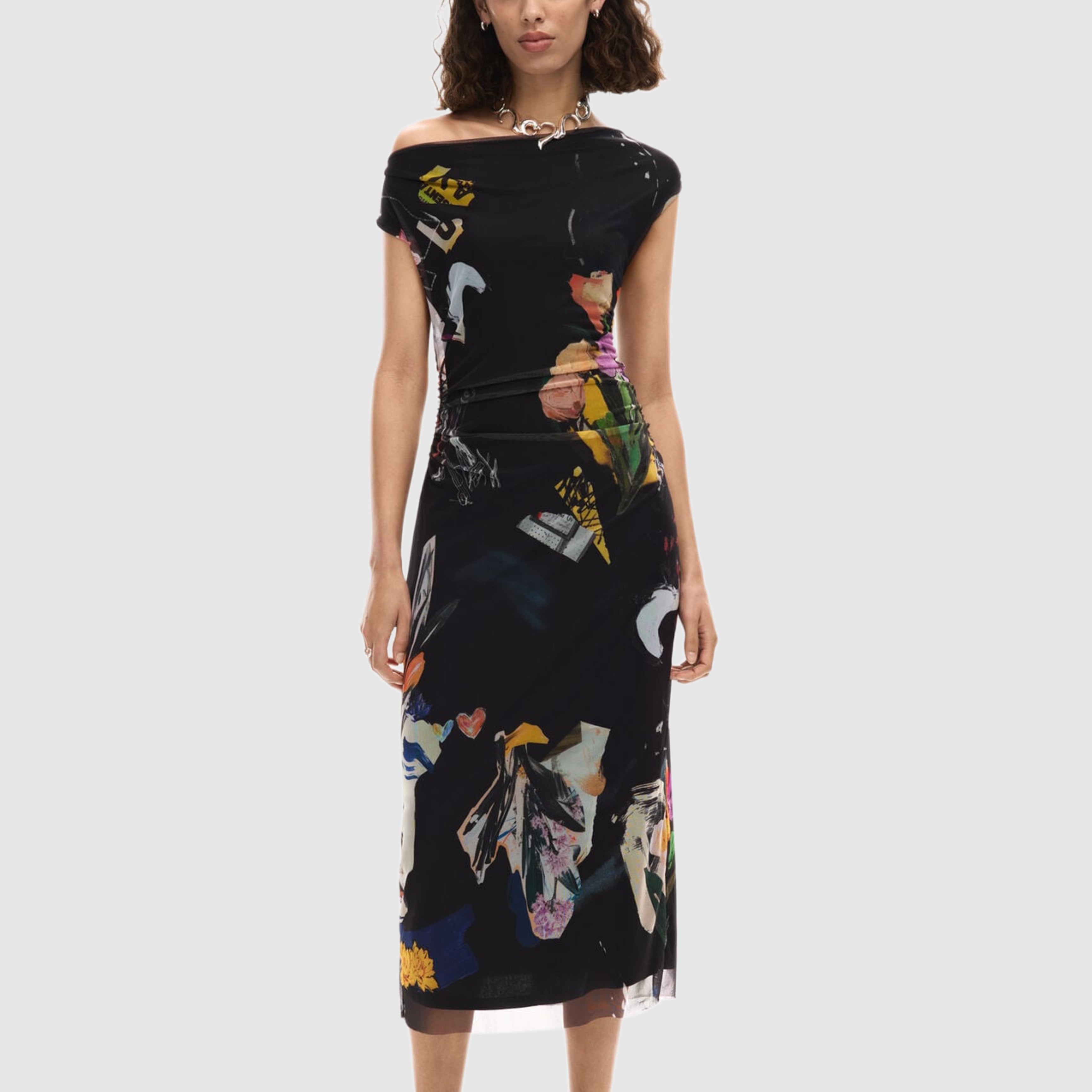 Дамска рокля Desigual women’s dress 26SWVK29 2000 Front view