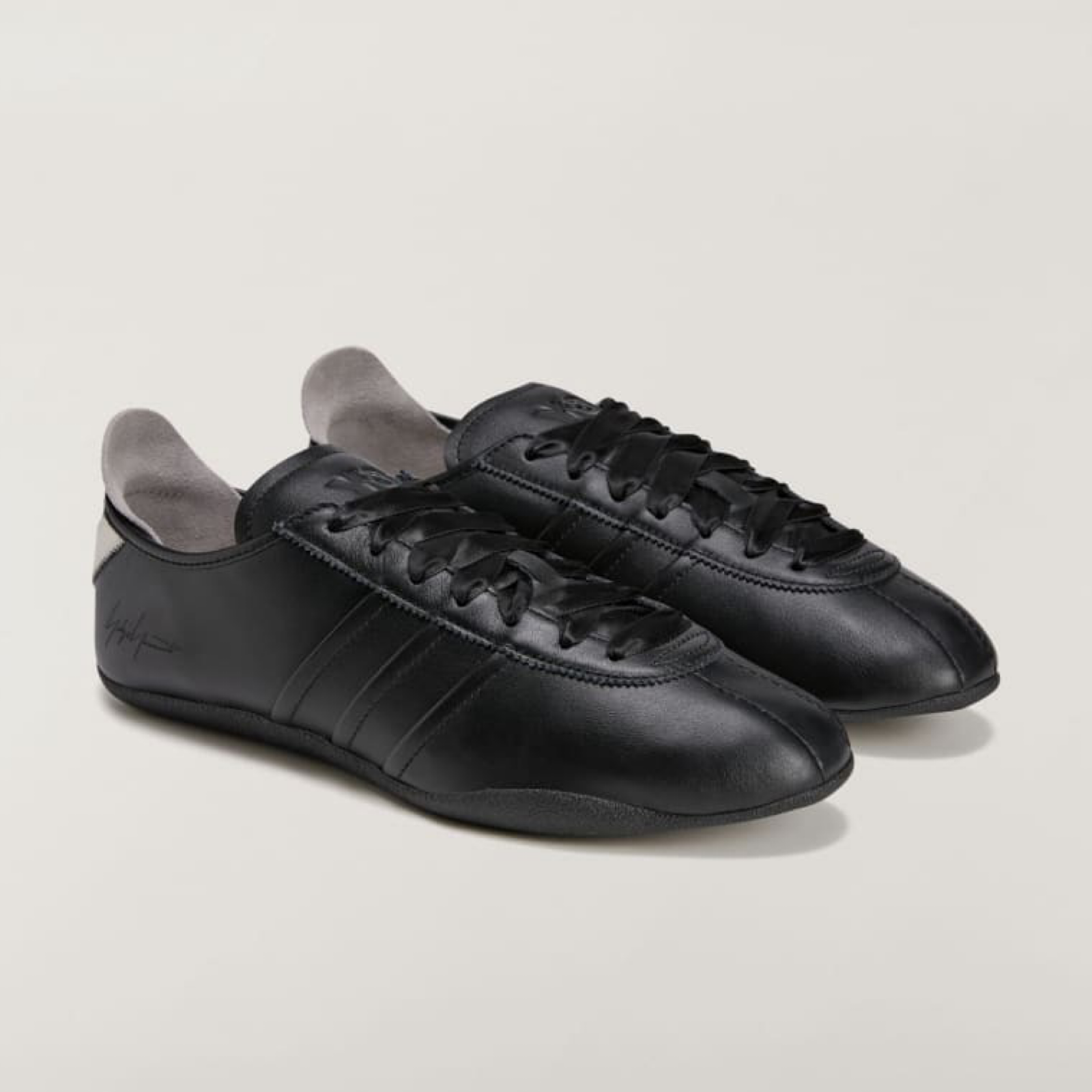 Y-3 Tokyo Sneakers KI0884 Lateral Viee