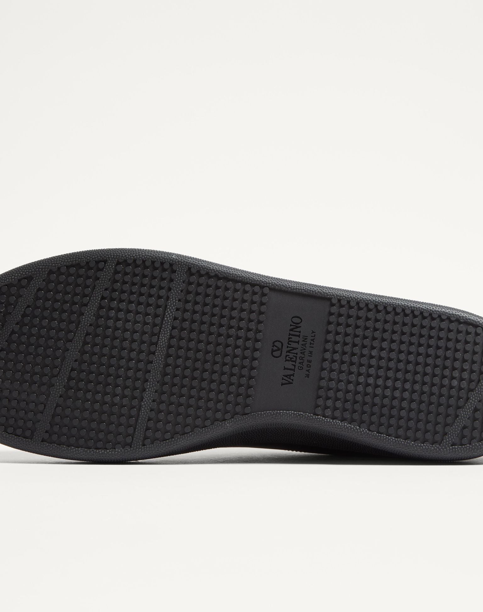 Мъжки кецове Men’s sneakers Valentino Garavani Royco 7Y2S0K34BYA_CMJ Black Outsole view