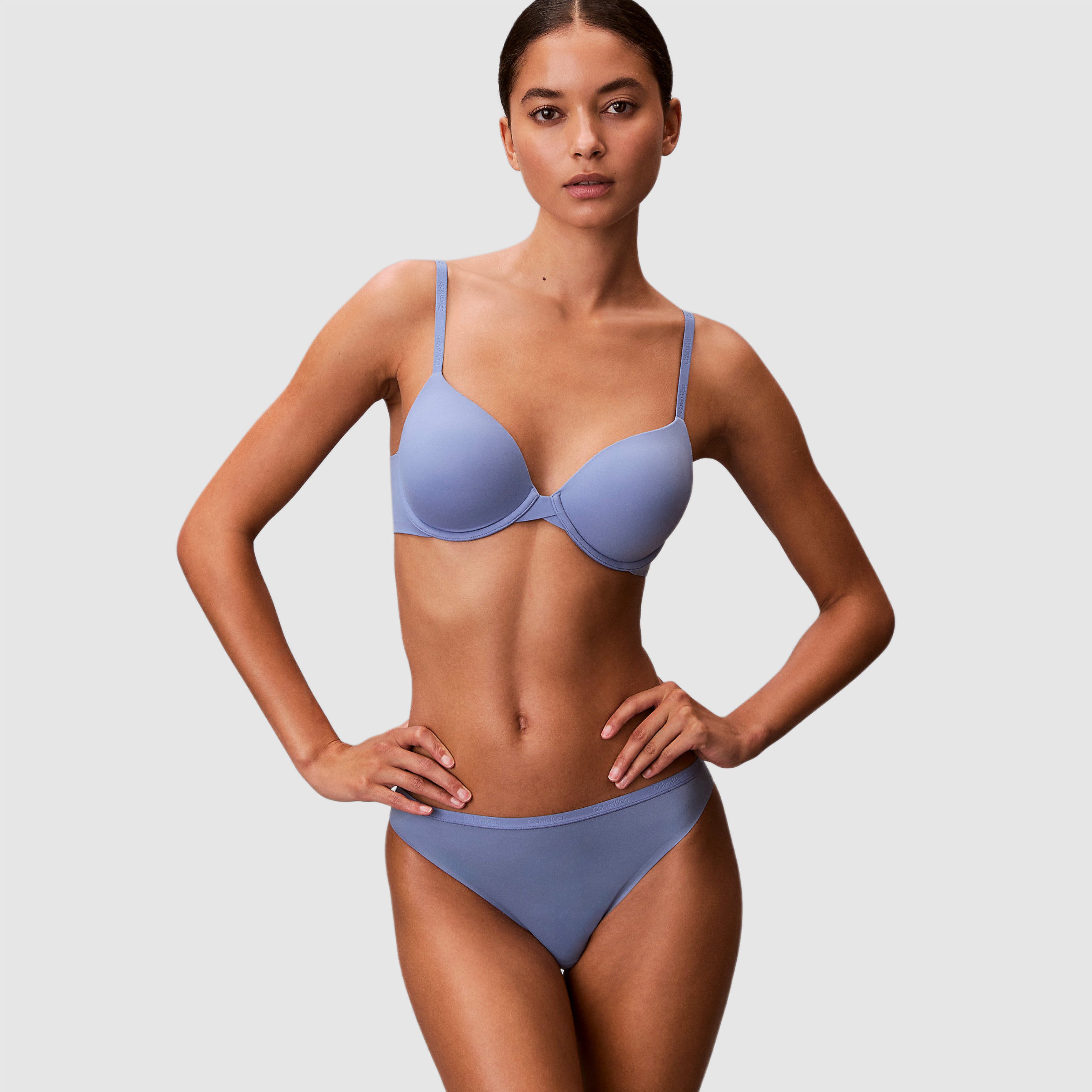 Дамски бикини Calvin Klein woman’s bikini LV00QF8253 44J front view