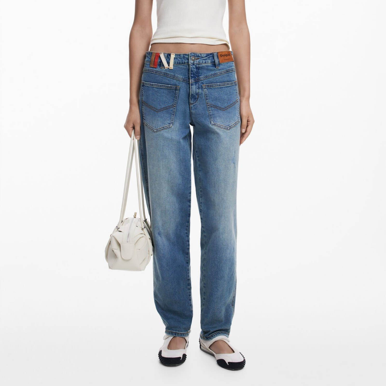 Дамски дънки Desigual Jeans 25WWDD01 Front View