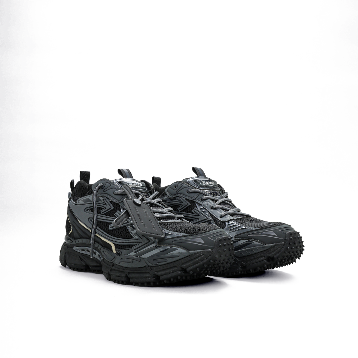 Мъжки кецове Men’s sneakers Off-White
Be Right Back OMIA295C99FAB0011010 Black angled view