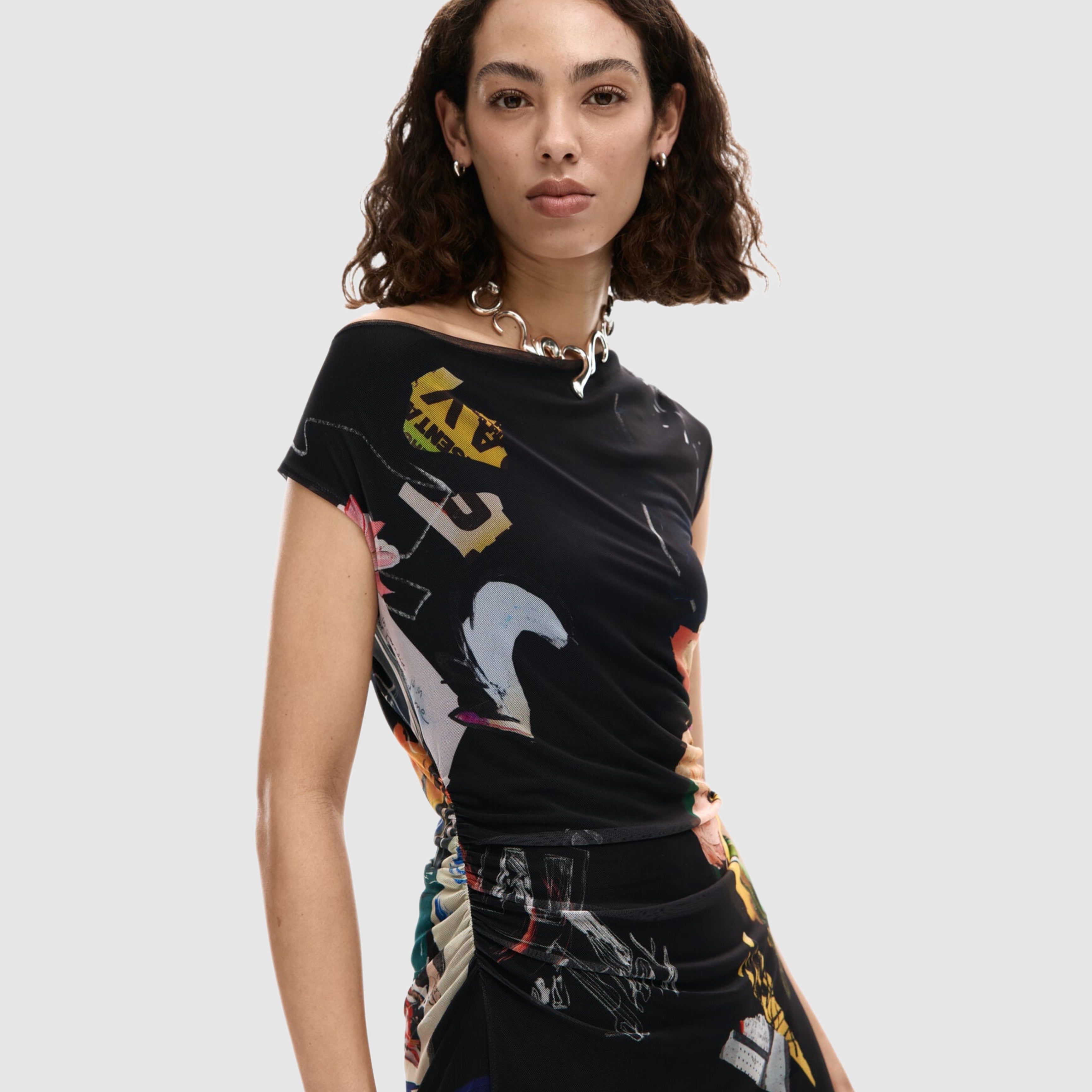 Дамска рокля Desigual women’s dress 26SWVK29 2000 Close-up