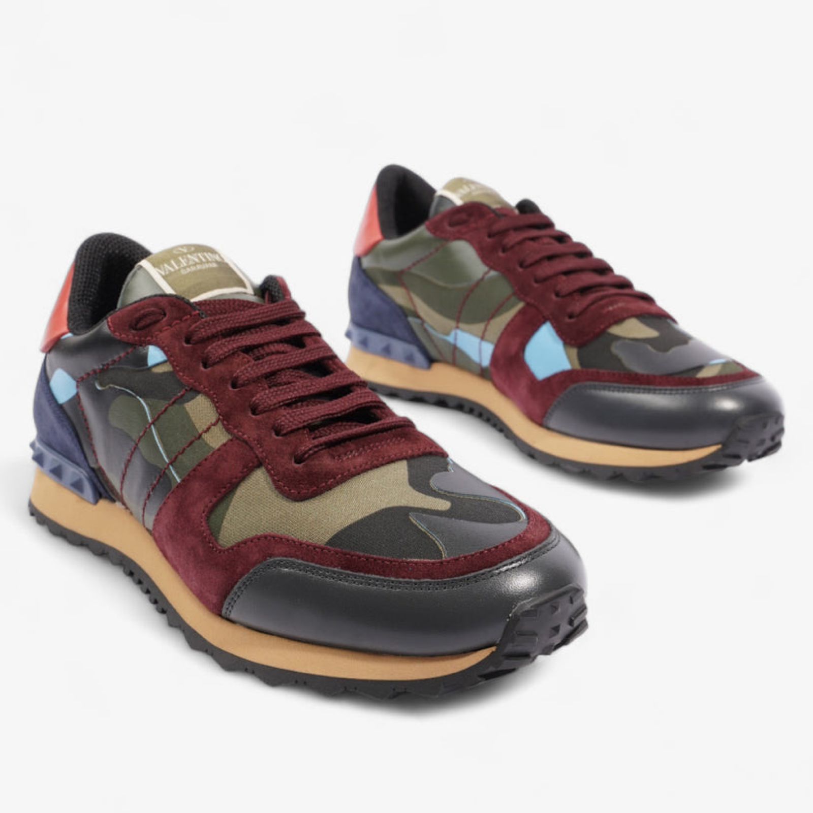 Valentino Garavani Rockrunner Men Sneakers S0723TCCHSM Close-Up