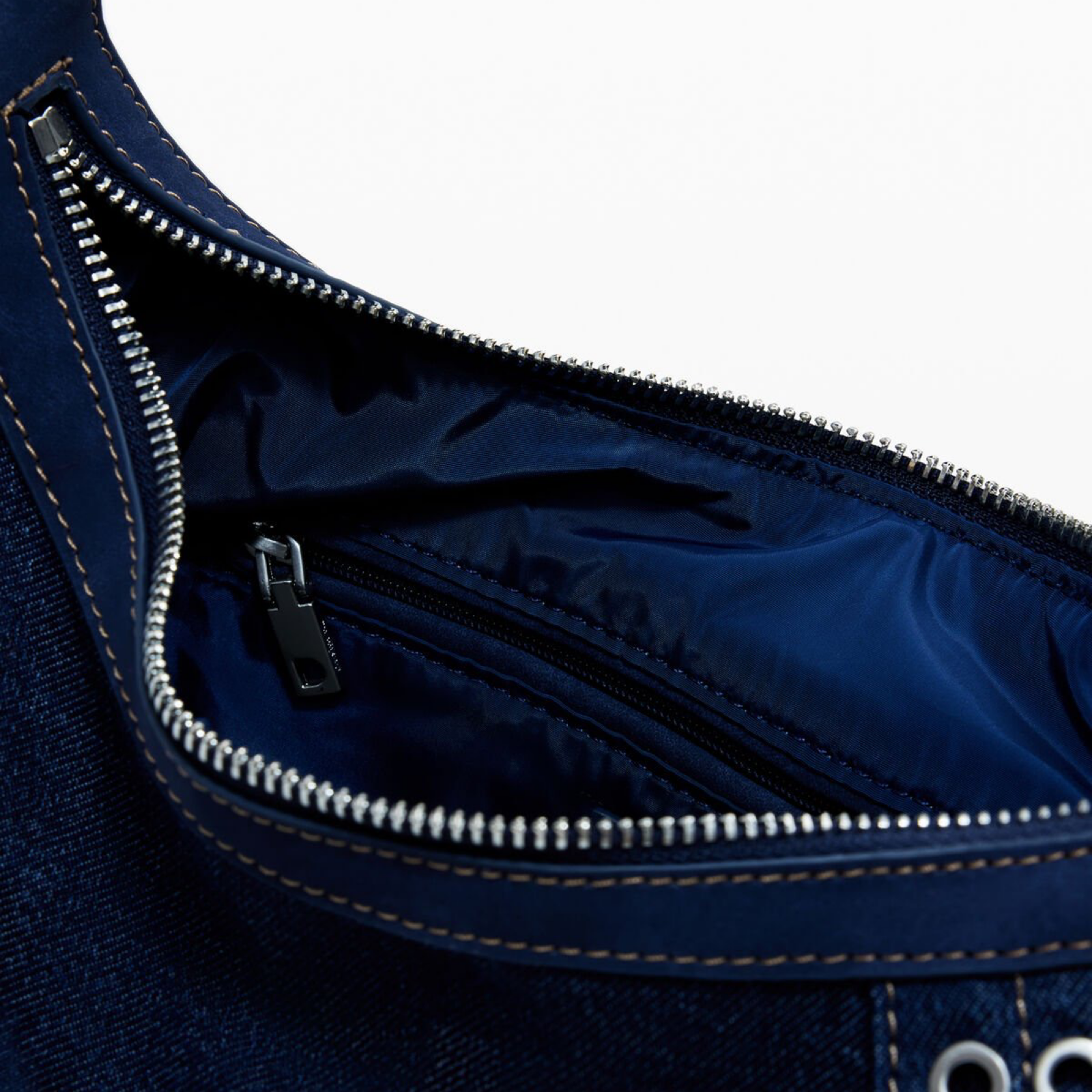Дамска синя чанта Desigual Women Handbag 25WAXD24 Inside View