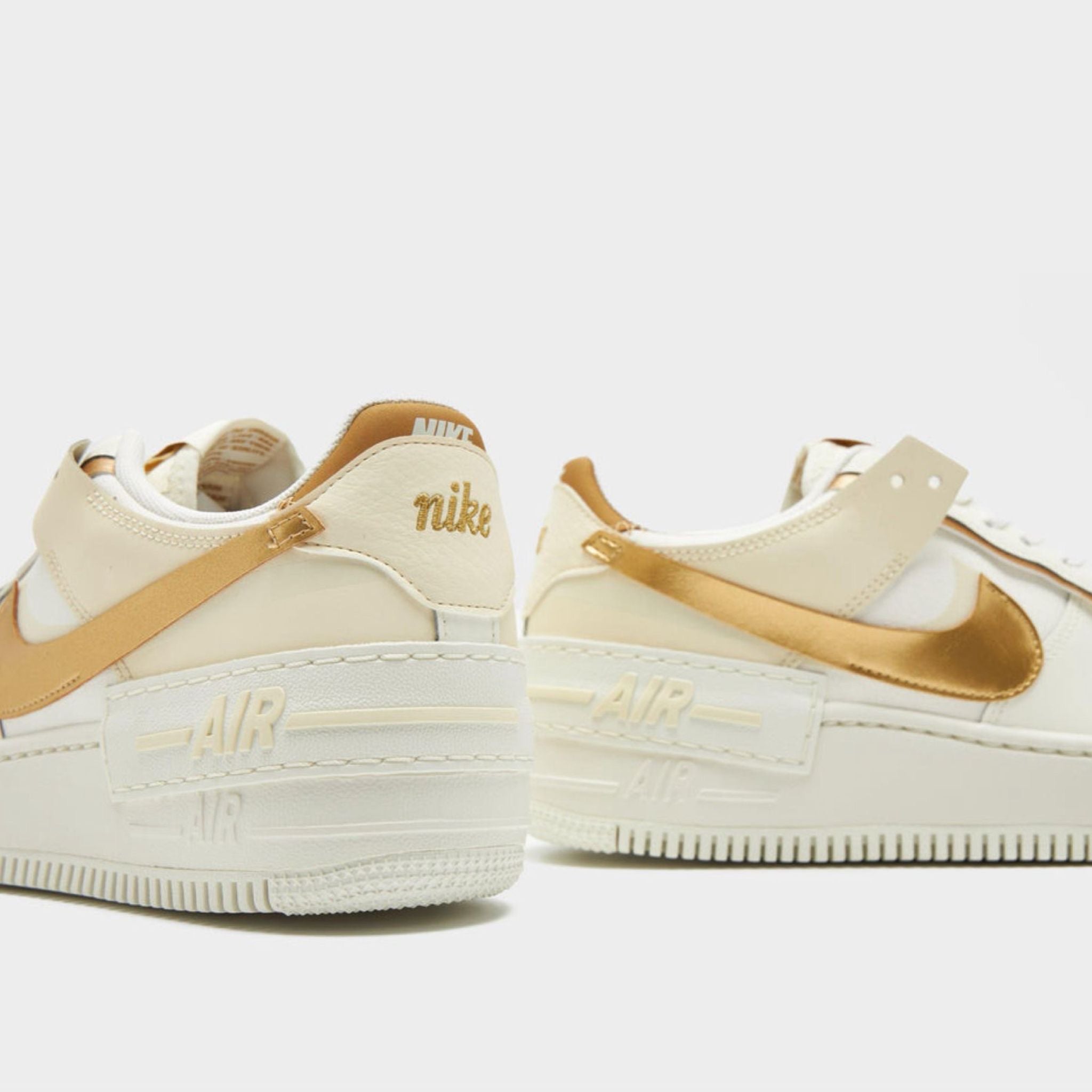 Дамски кецове Nike Air Force 1 Shadow DZ1847-108 Women Sneakers Heel View