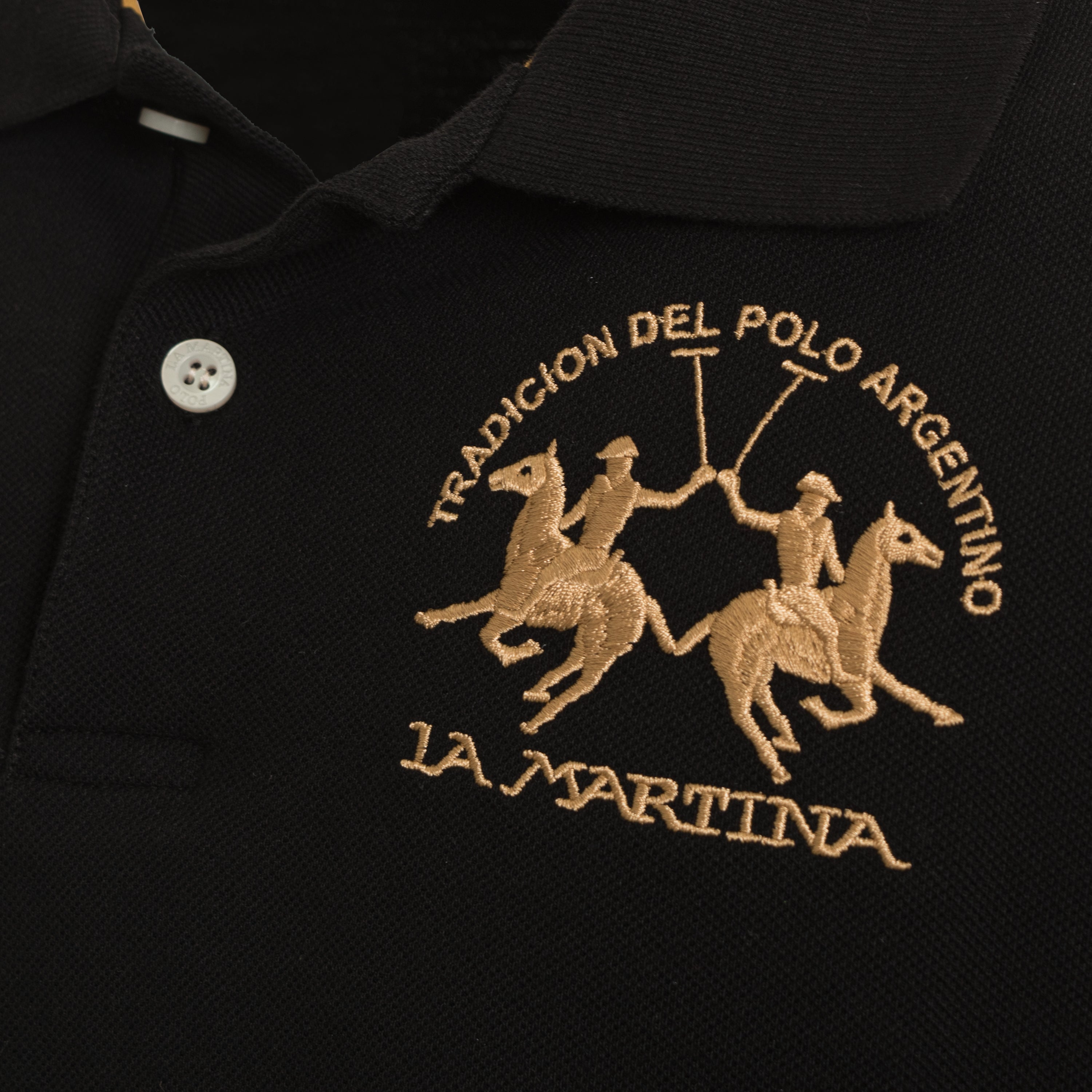 Мъжка поло тениска Men’s polo shirt La Martina
XMP037 PK031 09999 Black logo view