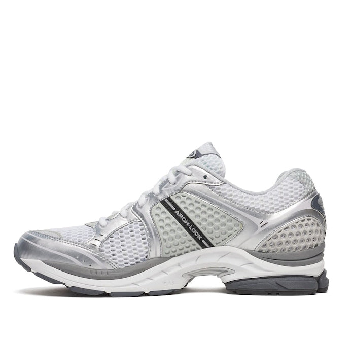 Мъжки маратонки Men’s sneakers Saucony Progrid Triumph 4 S70704-1 White/Silver medial view