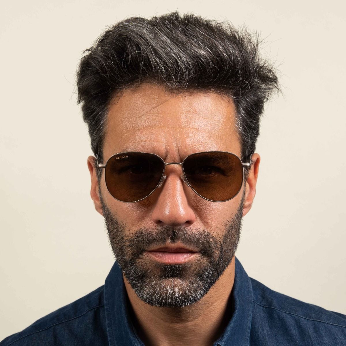 Мъжки слънчеви очила Men’s sunglasses Serengeti SS543006 Haywood lifestyle view