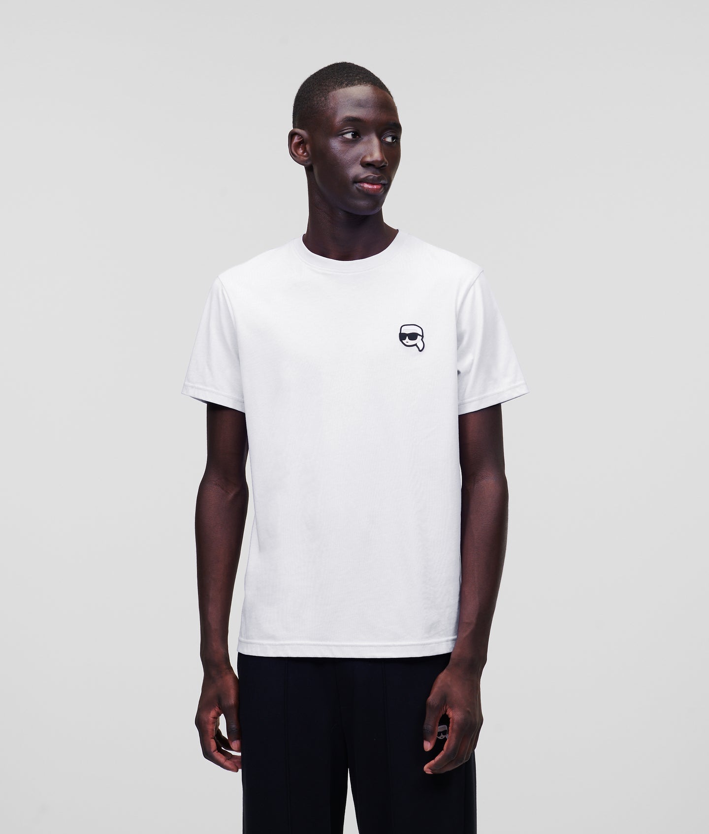 Мъжка тениска Men's t-shirt Karl Lagerfeld
A2M17127 100 White front view