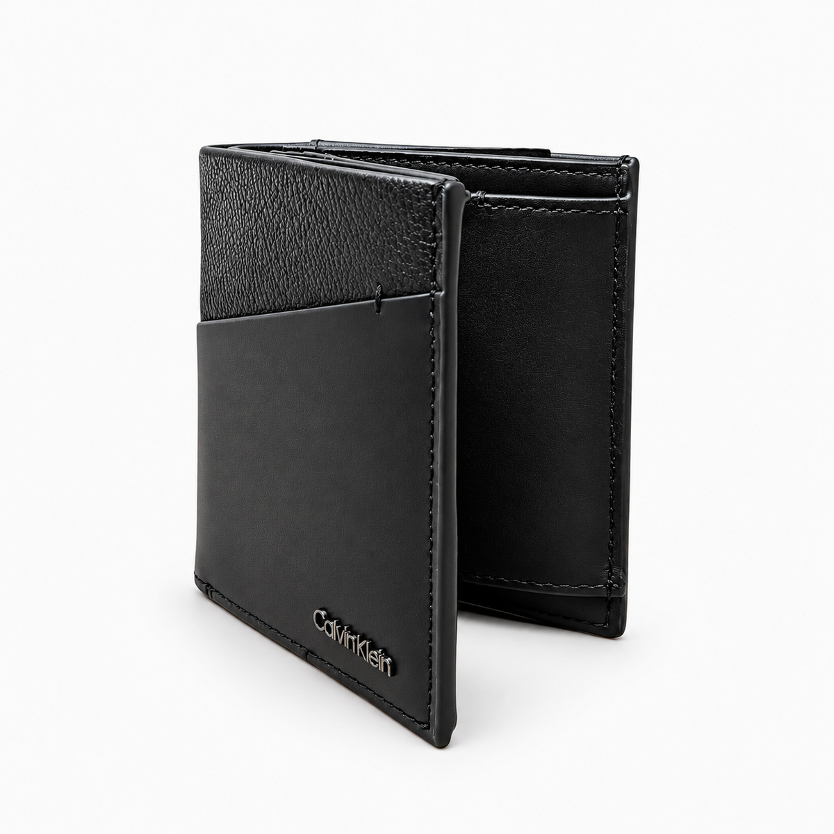 Calvin Klein portofel vertical pentru bărbați K50K510606 – Negru – Vedere din unghi