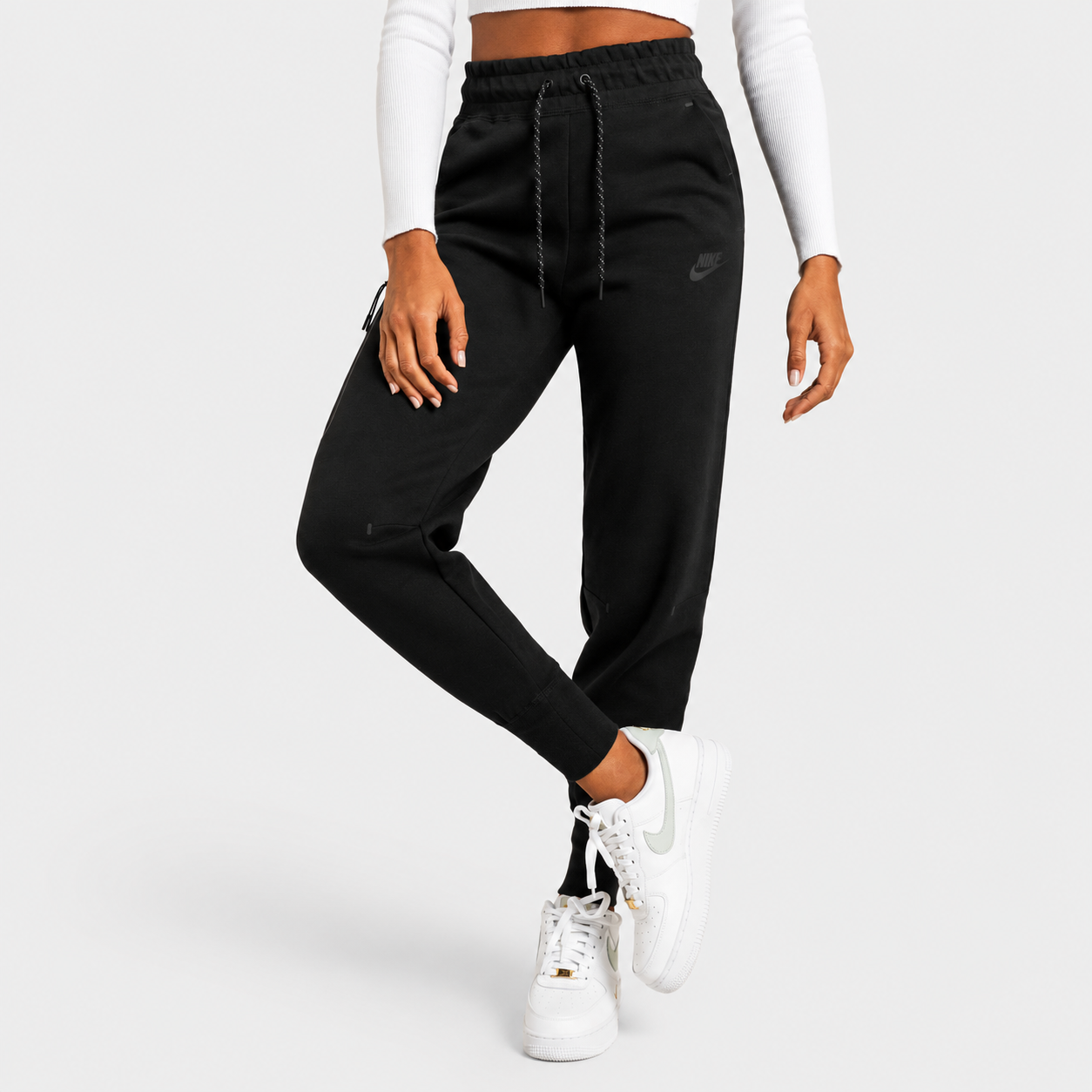 Nike Tech Fleece дамски спортни панталони