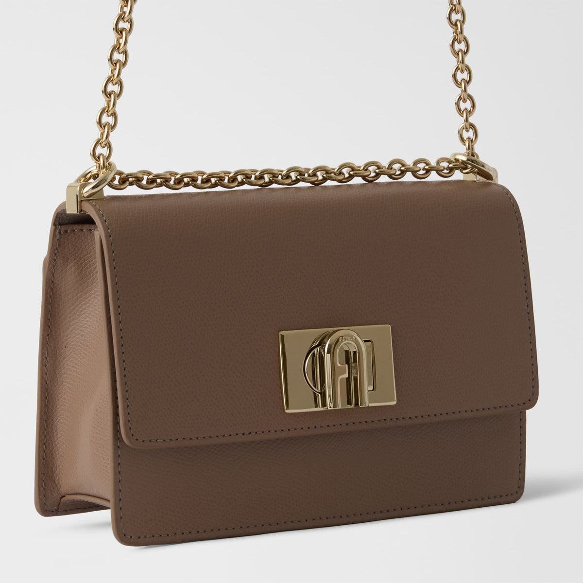 Women’s crossbody bag Furla 1927 Mini
BAFKACO_ARE000_9161 1257S Greige angled view
