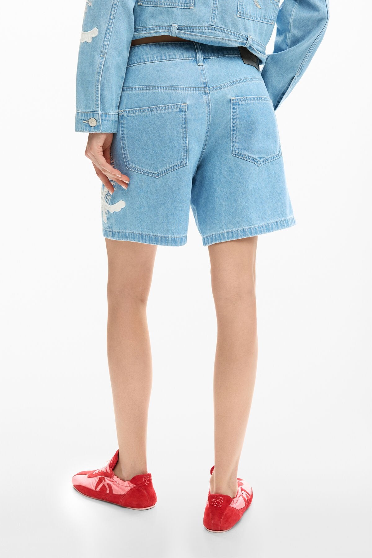 Дамски къси дънки Women’s denim shorts Desigual 26SWDD45 5053 back view