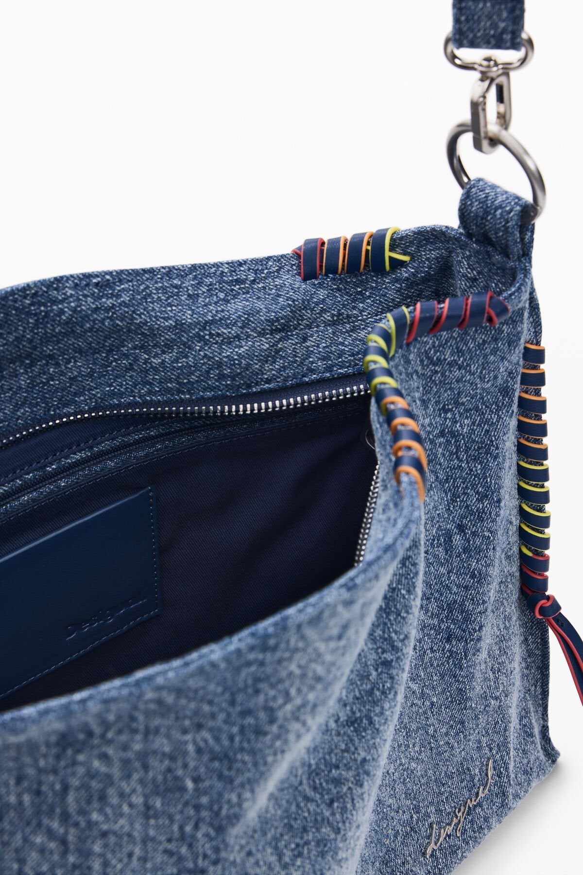 Дамска чанта Women’s denim shoulder bag Desigual 26SAXD31 5005 denim inside view