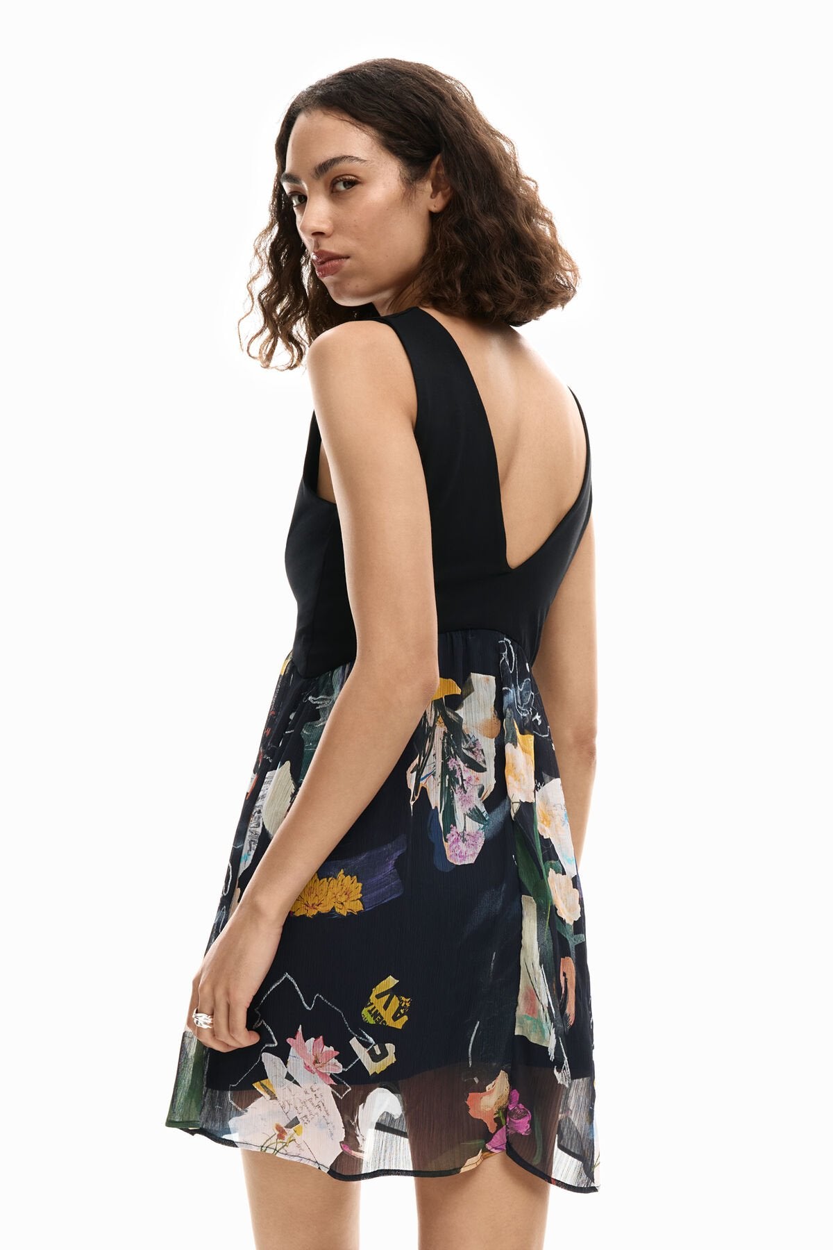 Дамска рокля Women’s dress Desigual
26SWVW472000 Black back view