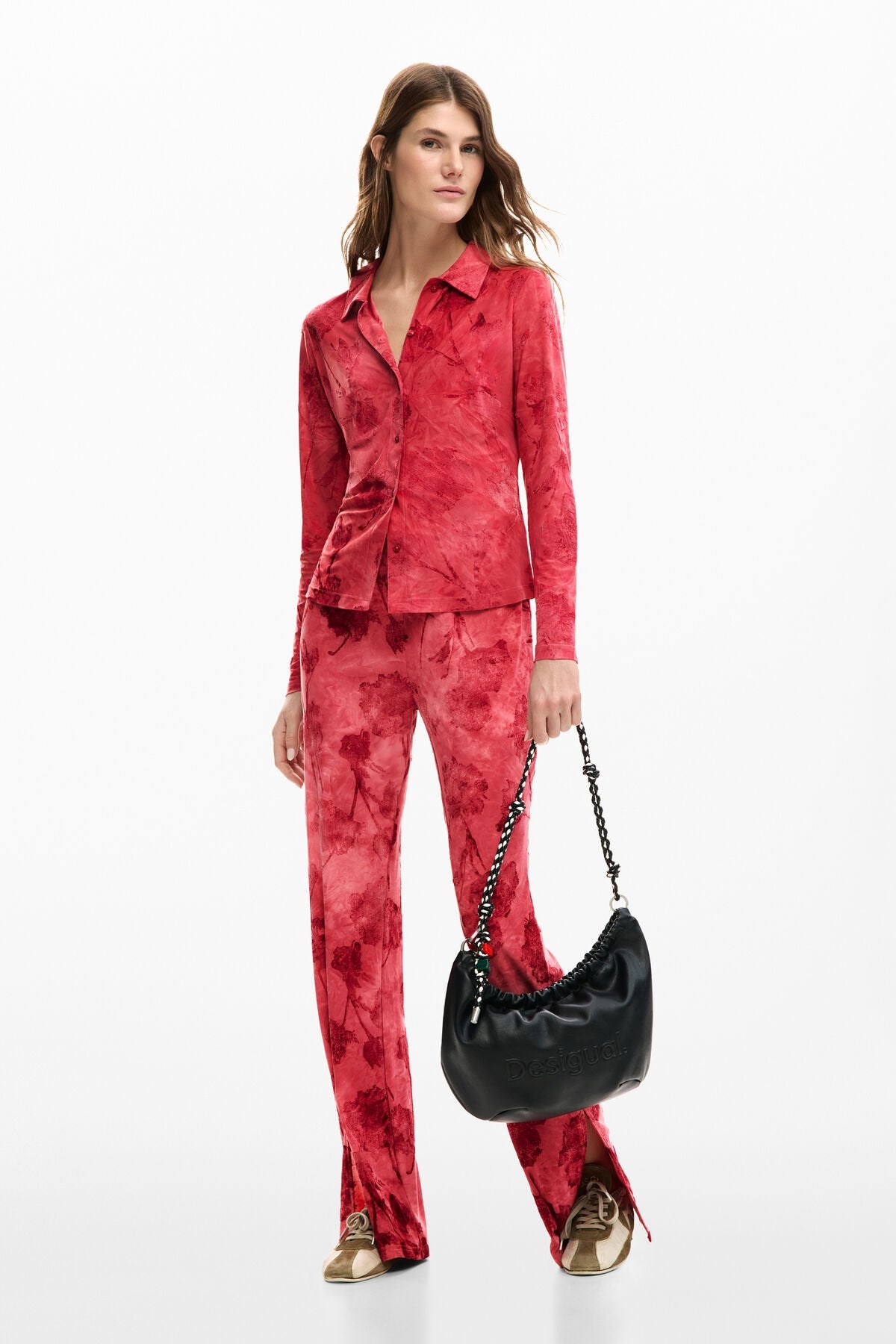 Дамска чанта Women’s handbag Desigual
26SAXP51 2000 Black head to toe view