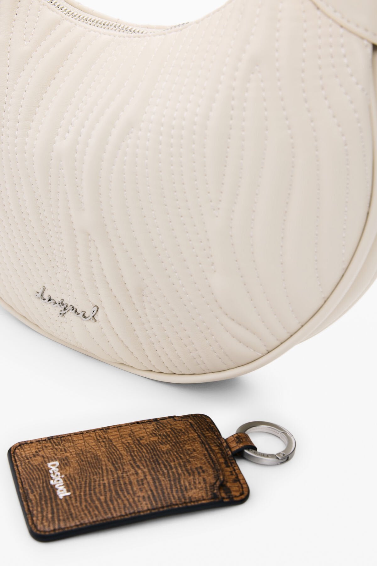 Дамска чанта за ръка Women’s oval handbag Desigual 26SAXPBD 1008 White detail view