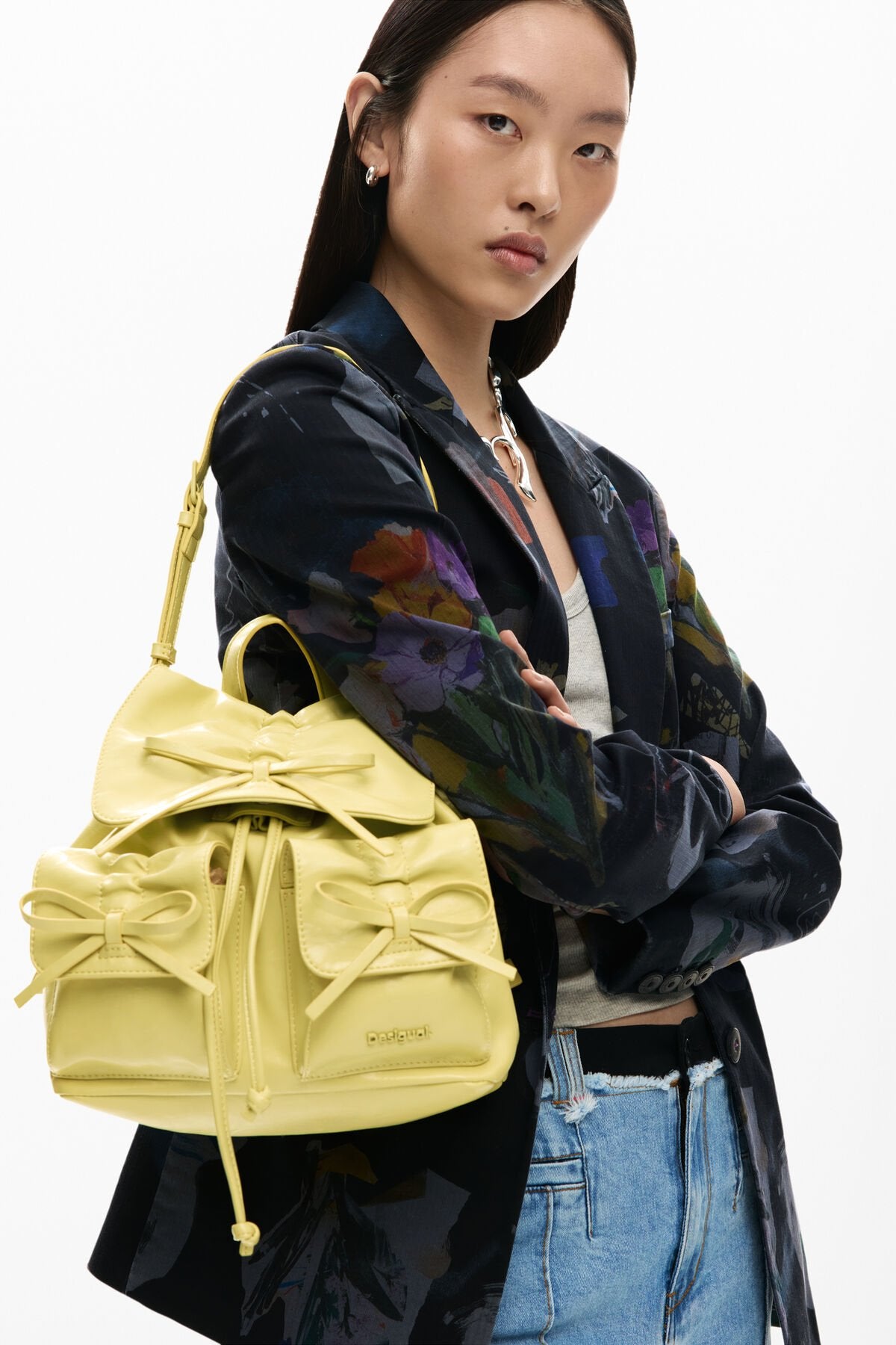 Дамска раница Women’s rucksack Desigual
26SAKP10 4013 Yellow lifestyle view