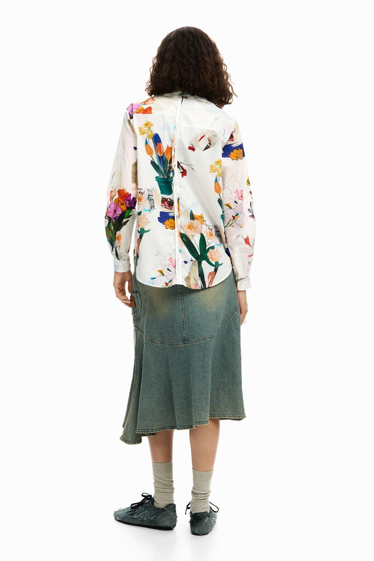 Дамска риза Women’s shirt Desigual
26SWCW211000 White back view