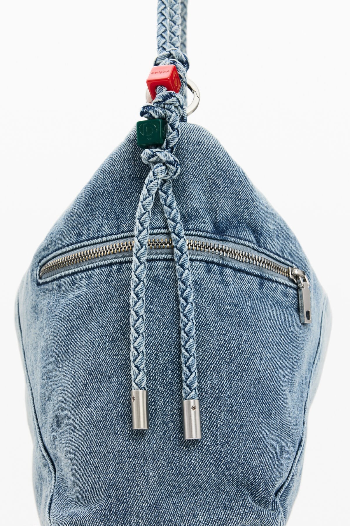 Дамска чанта Women’s shoulder bag Desigual
26SAXD27 5005 Denim blue detail view