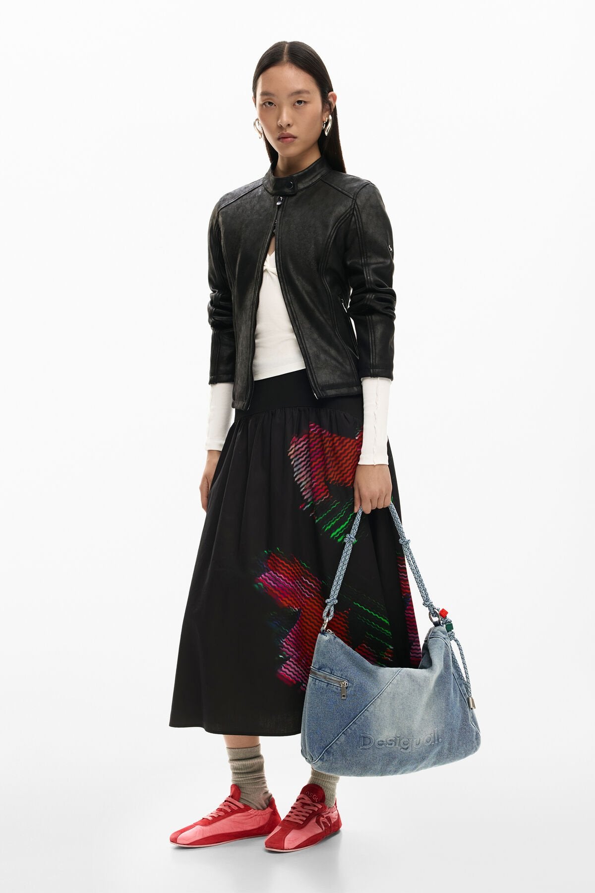 Дамска чанта Women’s shoulder bag Desigual
26SAXD27 5005 Denim blue head to toe view