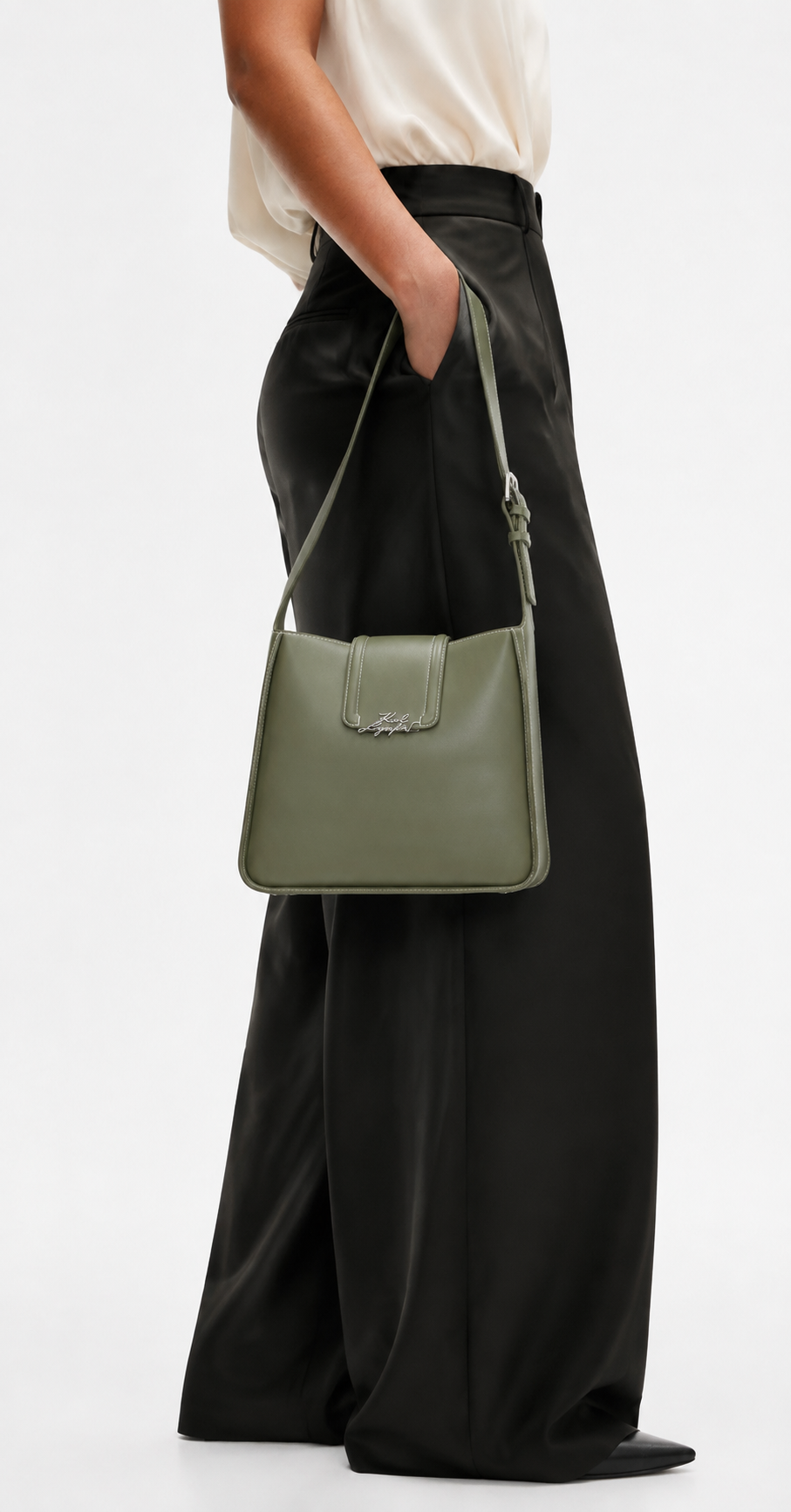 Дамска чанта за рамо Women’s shoulder bag Karl Lagerfeld K/Signature ASW300401LB Olive Green lifestyle view 2