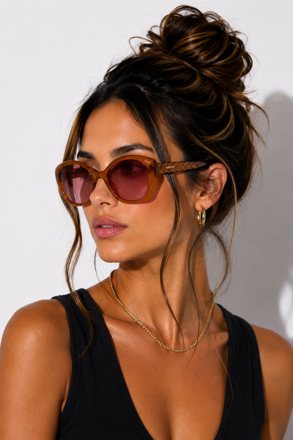 Дамски слънчеви очила Women’s sunglasses LANVIN LNV628S 208 Brown lifestyle view