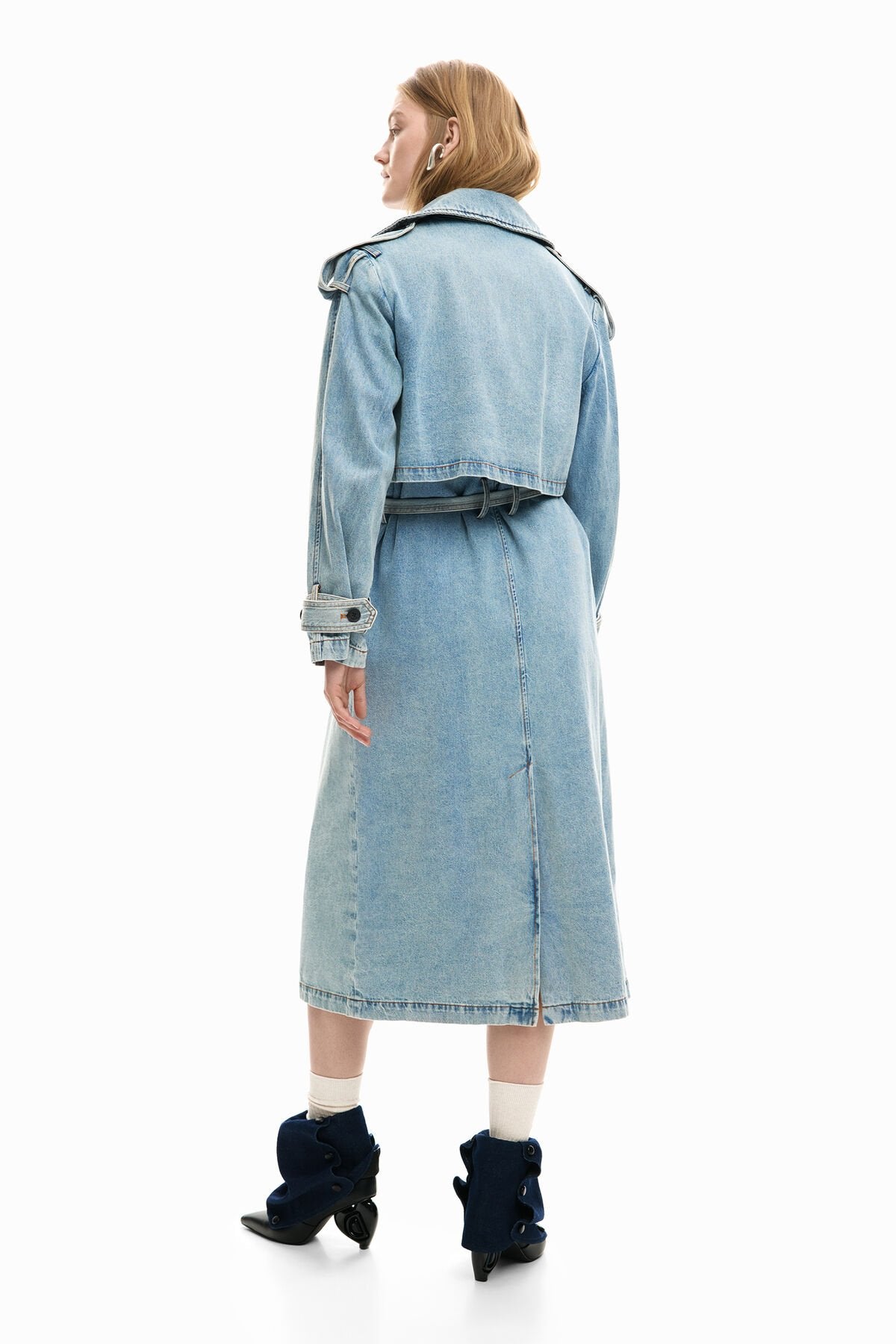 Дамски тренчкот шлифер Women’s trench coat Desigual 26SWED175007 light blue denim head to toe back view