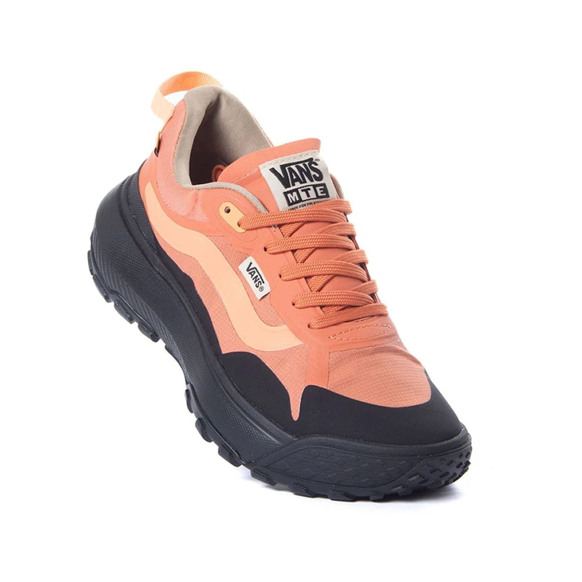 Дамски кецове Women’s sneakers Vans VN000CVUYZO1 VNYZO Orange front view