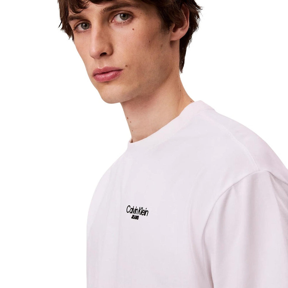 Мъжка бяла тениска Calvin Klein Men T-shirt LV04RD825G YAA Close-Up