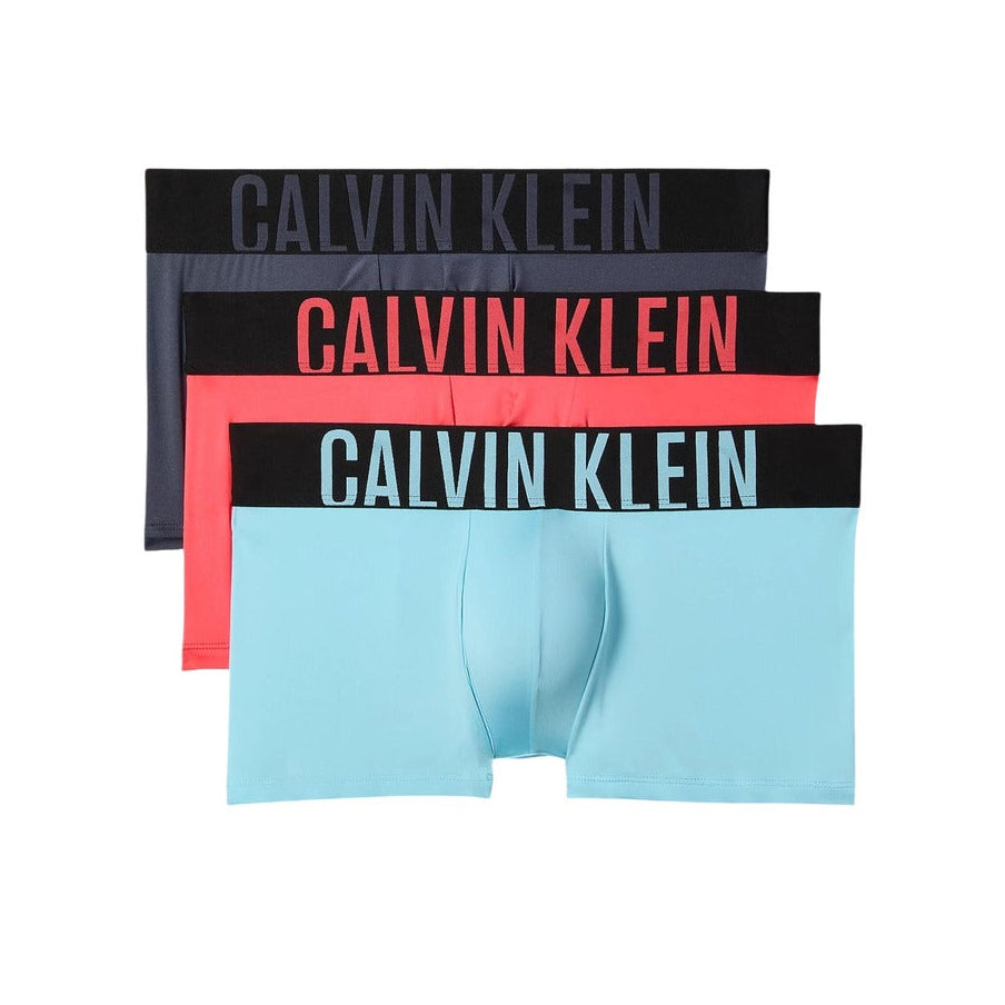 Мъжки боксерки Calvin Klein Men 3-pack Boxers LV000NB3611A 4W7 Front View