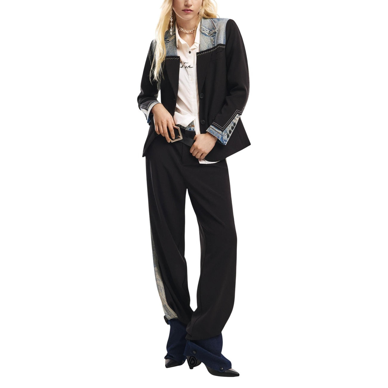 Дамско сако Desigual Women Blazer 26SWEW19 2000 Front View