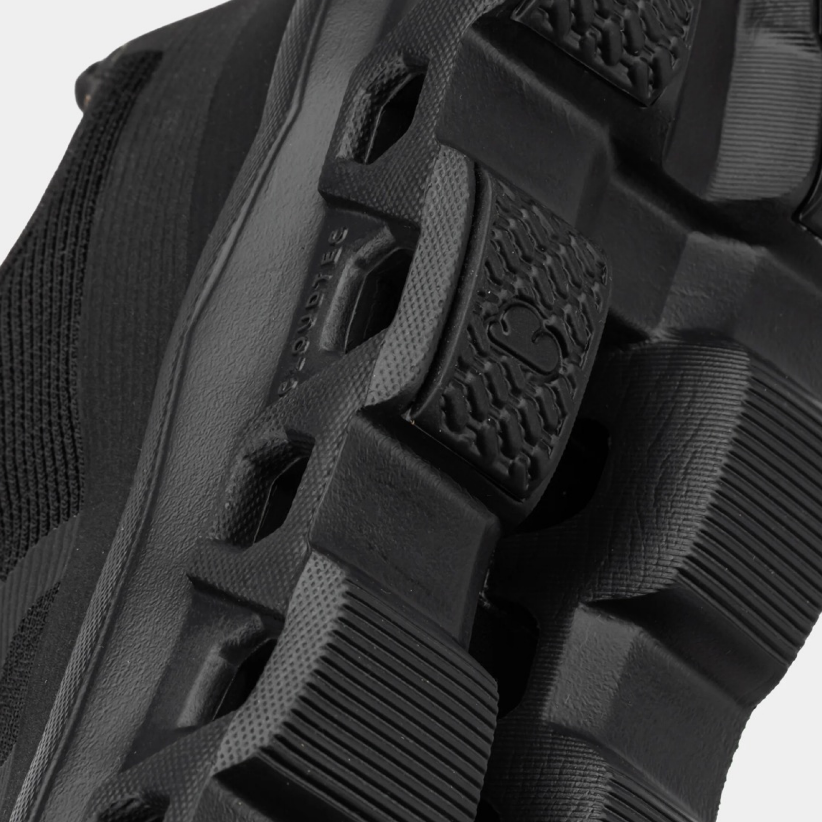 ON Cloudmonster Void Sneakers Insole View