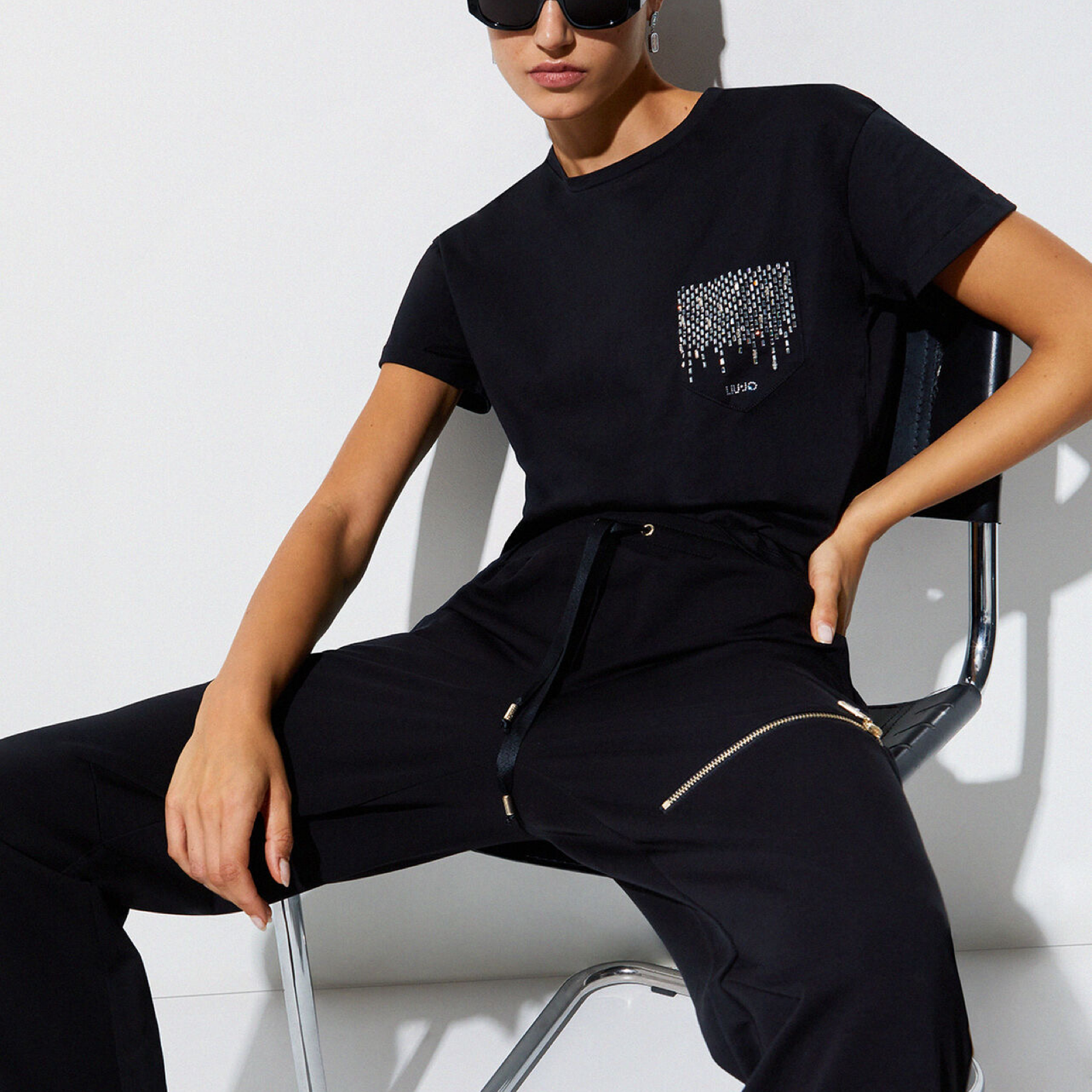 Дамка тениска Liu Jo Women T-shirt WA6372 JS923 P9392 Close-Up