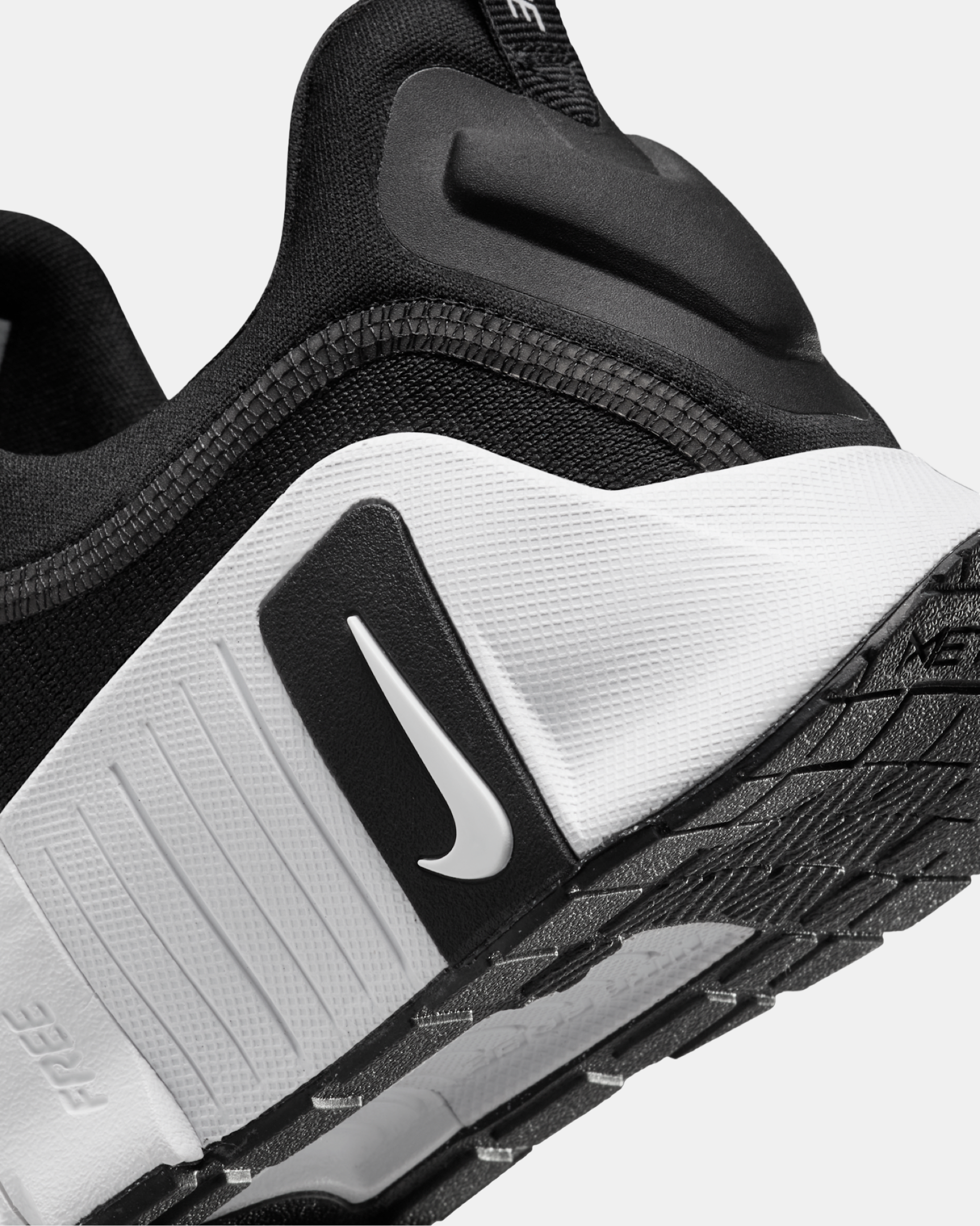 Маратонки за фитнес Nike Free Metcon 6 Sneakers FJ7126-001 Heel View