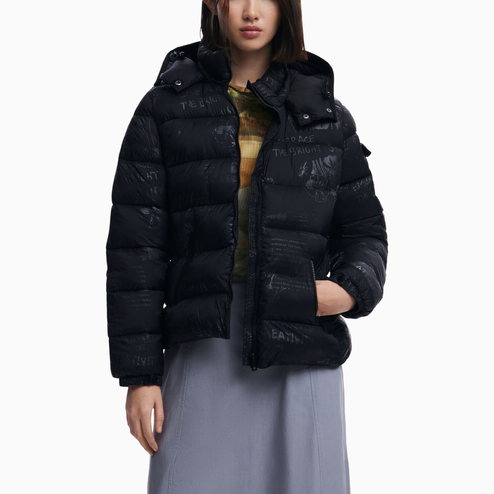 Дамско черно яке Desigual Women Jacket 24WWEWBM Front View