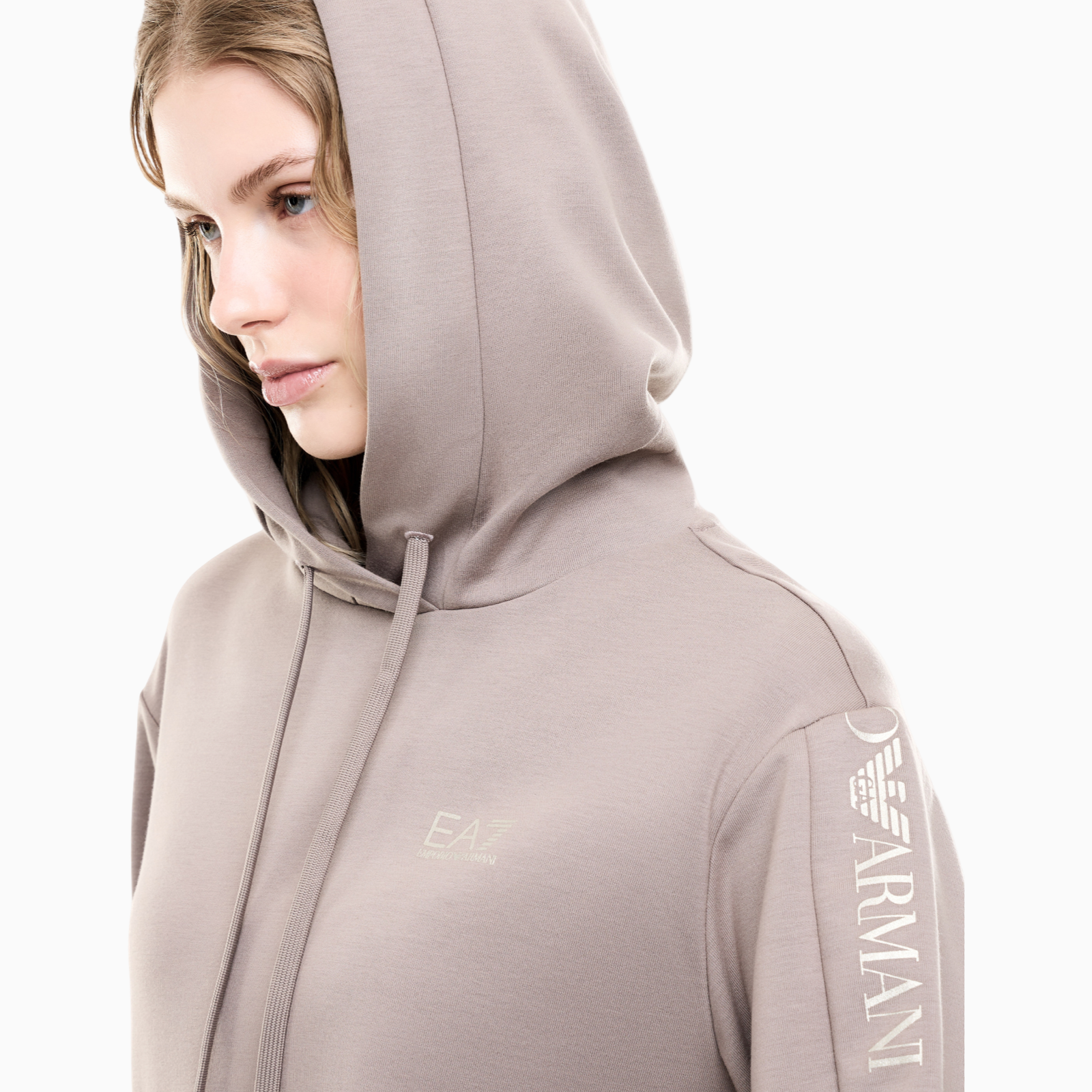 Дамски екип EA7 Emporio Armani Women Tracksuit 7W000789 AF18880 U6100 Close-Up