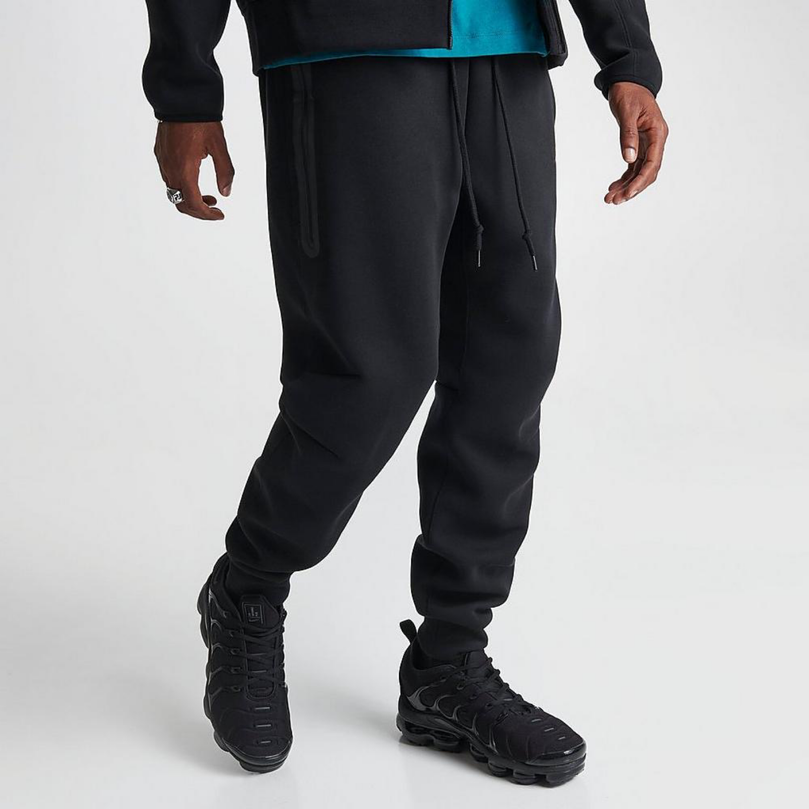 Мъжко долнище Nike Tech Fleece Men Joggers FB8002-010 Side View