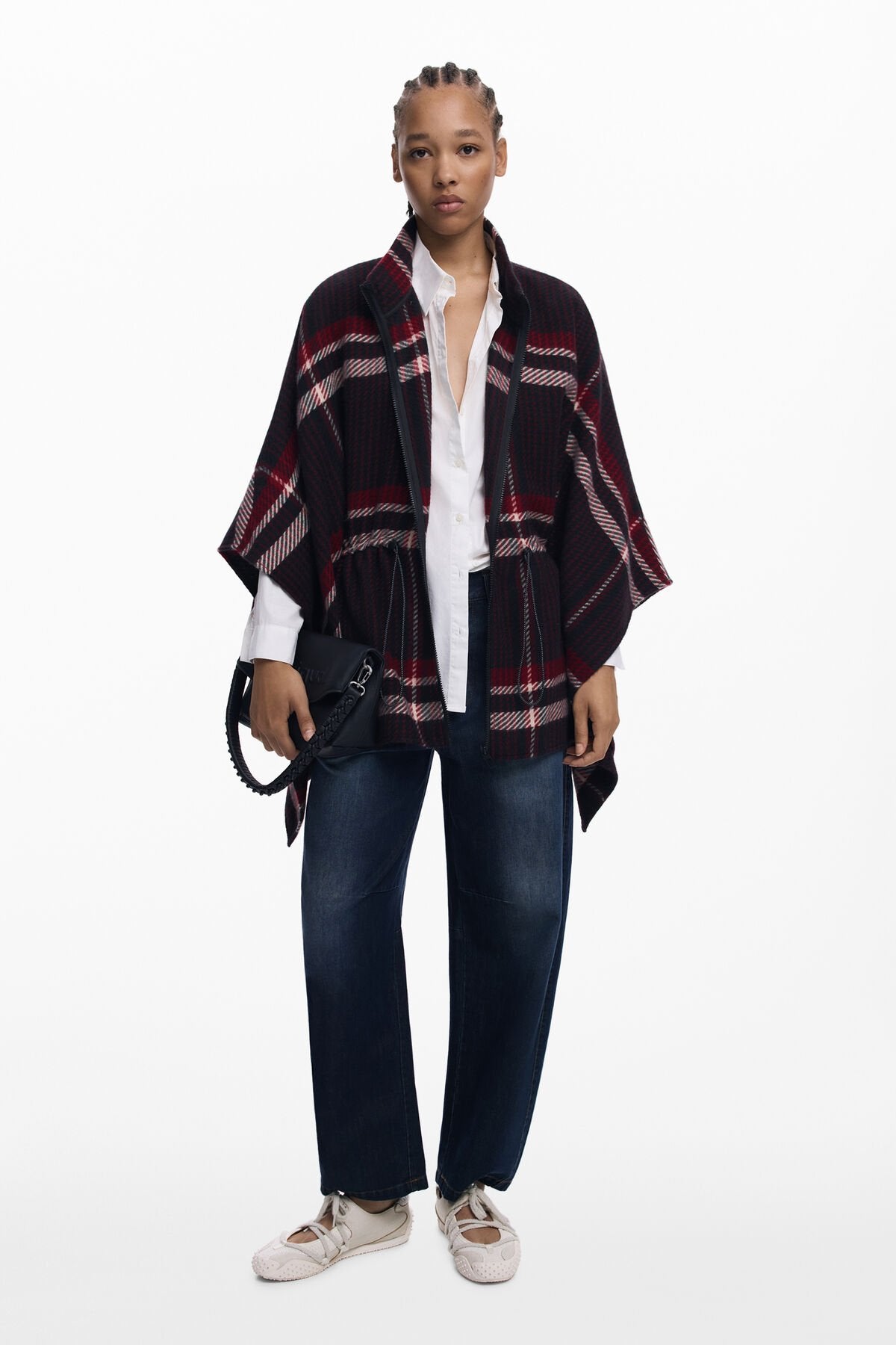 Дамско пончо яке Women’s poncho Desigual 25WAIA112000U front view