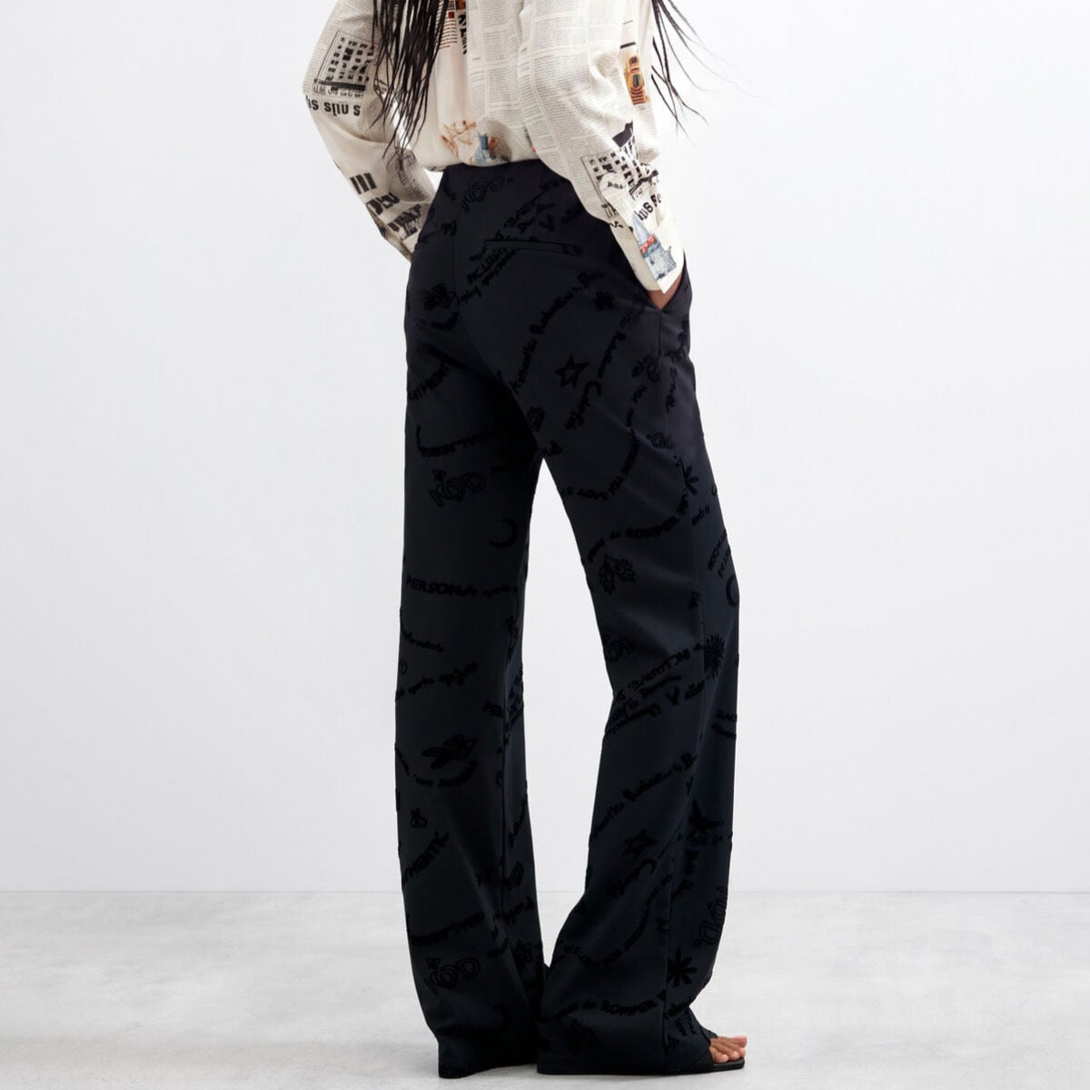 Дамски панталони Desigual women’s trousers 26WWPW12 2000 Back view 