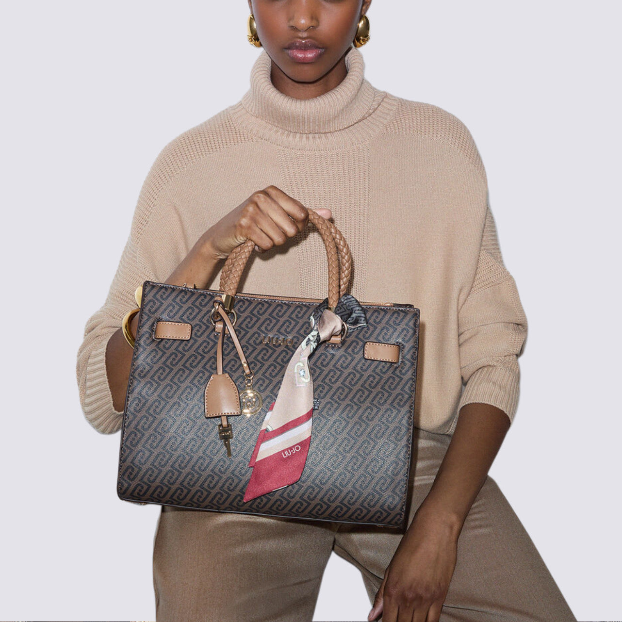 Дамска чанта Liu Jo women’s bag AF6086E1137 81140 Model view 