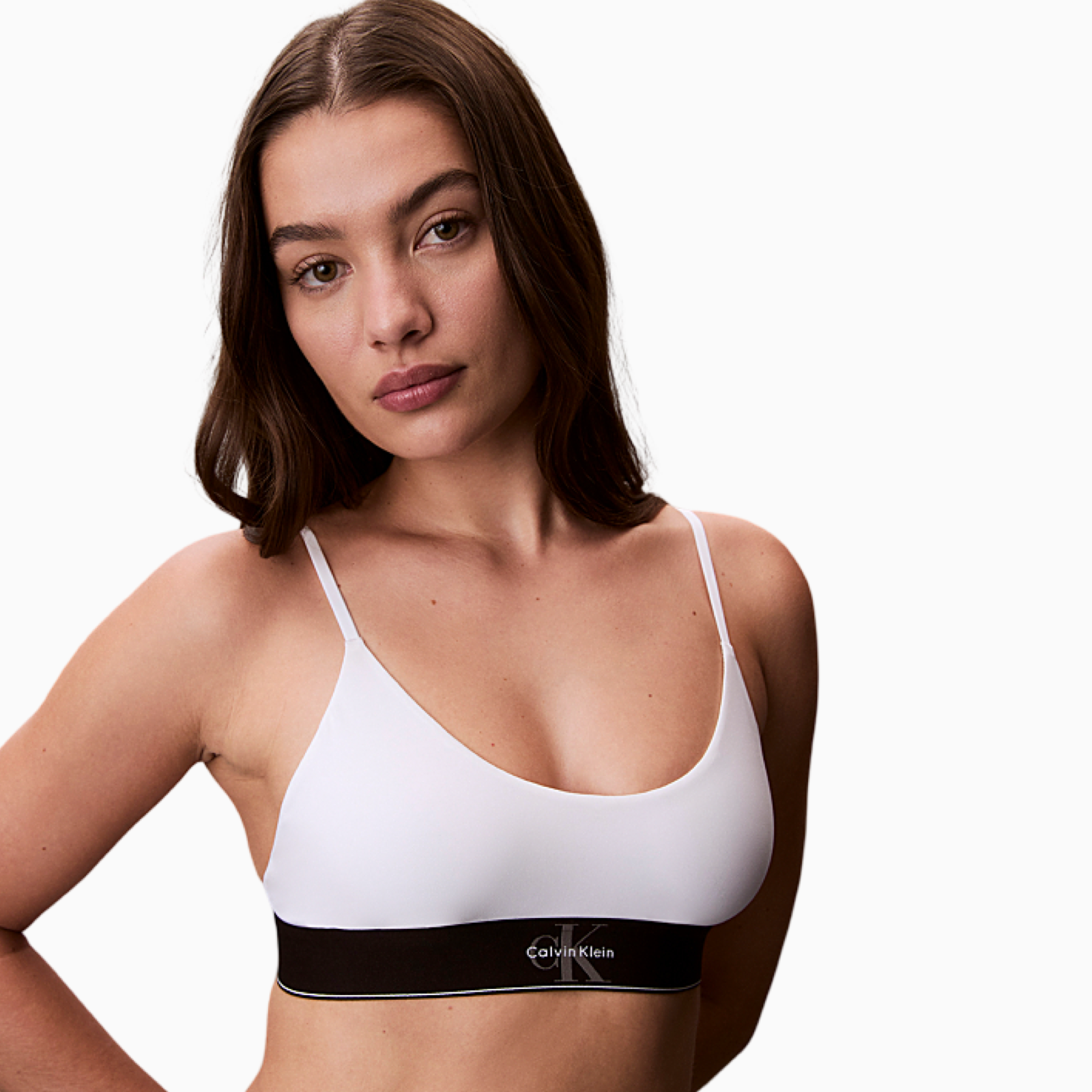 Дамски бралет Calvin Klein Women Unlined Bralette LV00QF8814 100 Close-Up