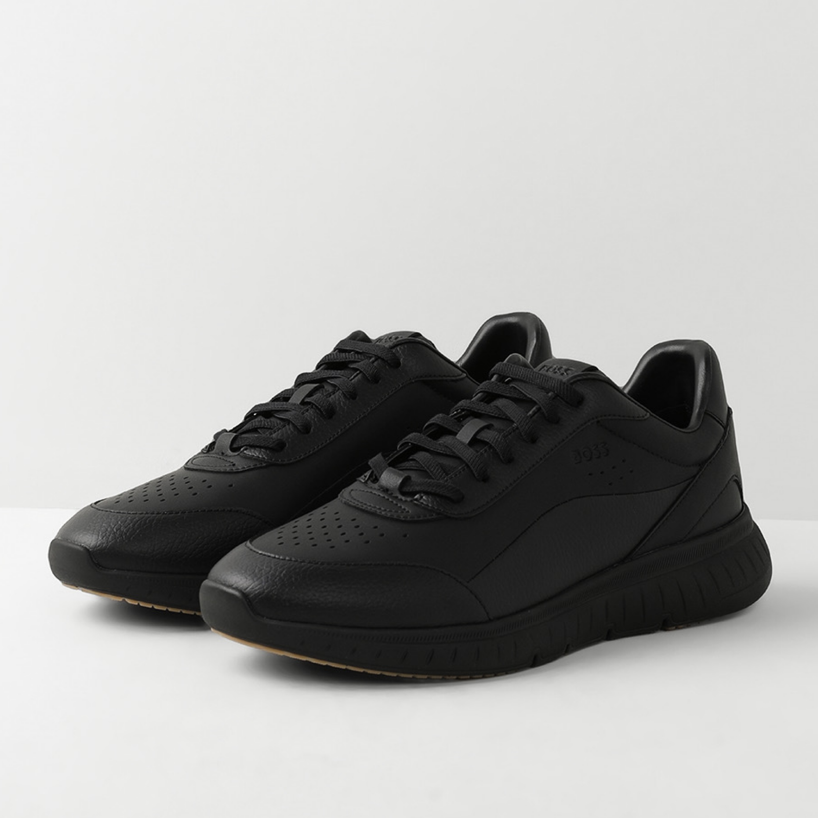 Мъжки черни кожени маратонки Boss Titanis Men Sneakers 50552902 Lateral View